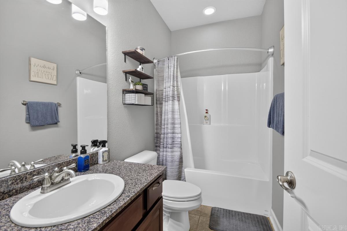 1308 Nature Way Dr Property Photo 16