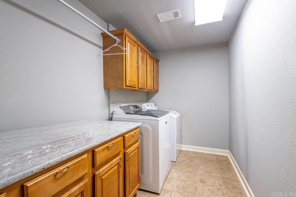 1308 Nature Way Dr Property Photo 22