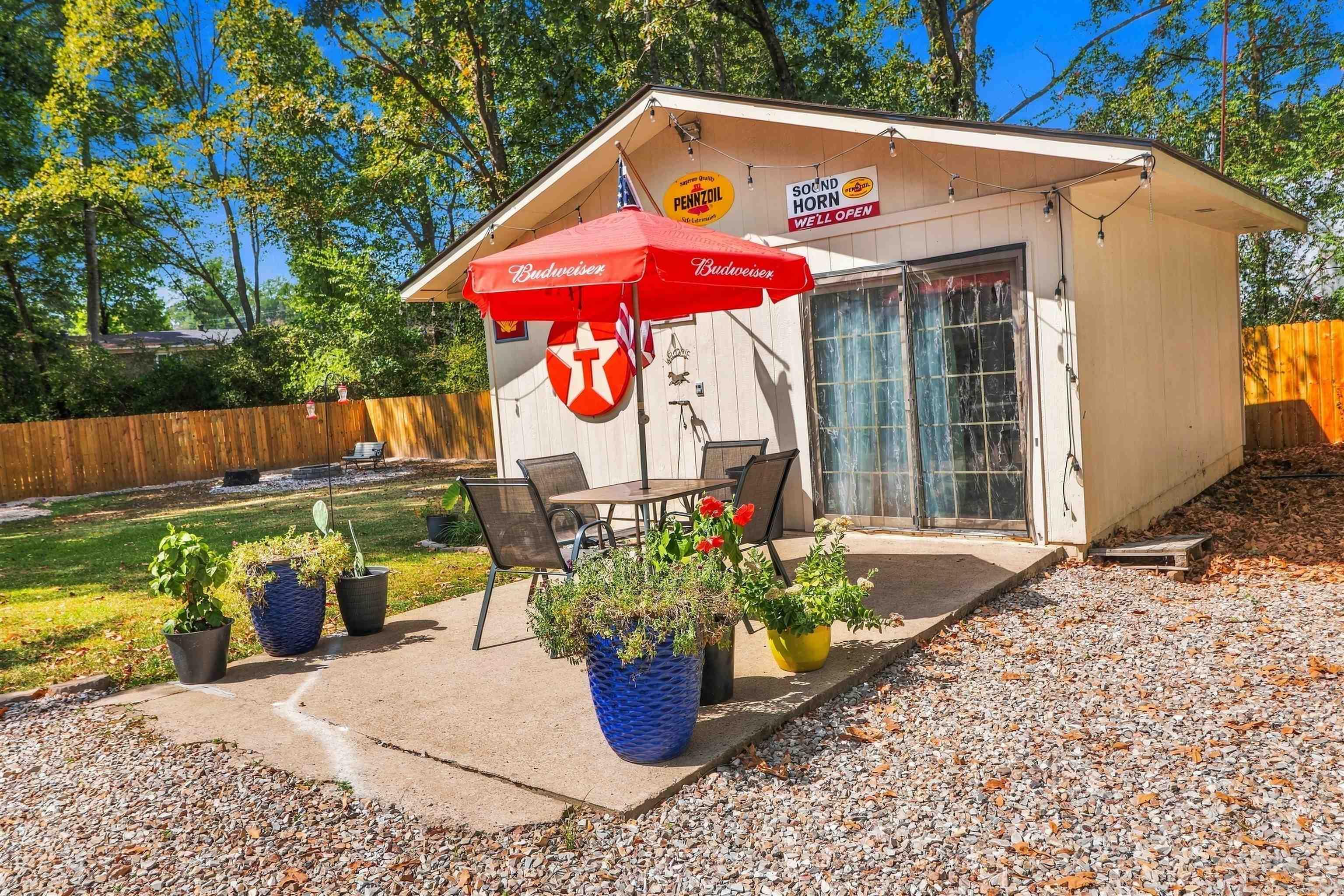 405 Lakeside Road Property Photo 40