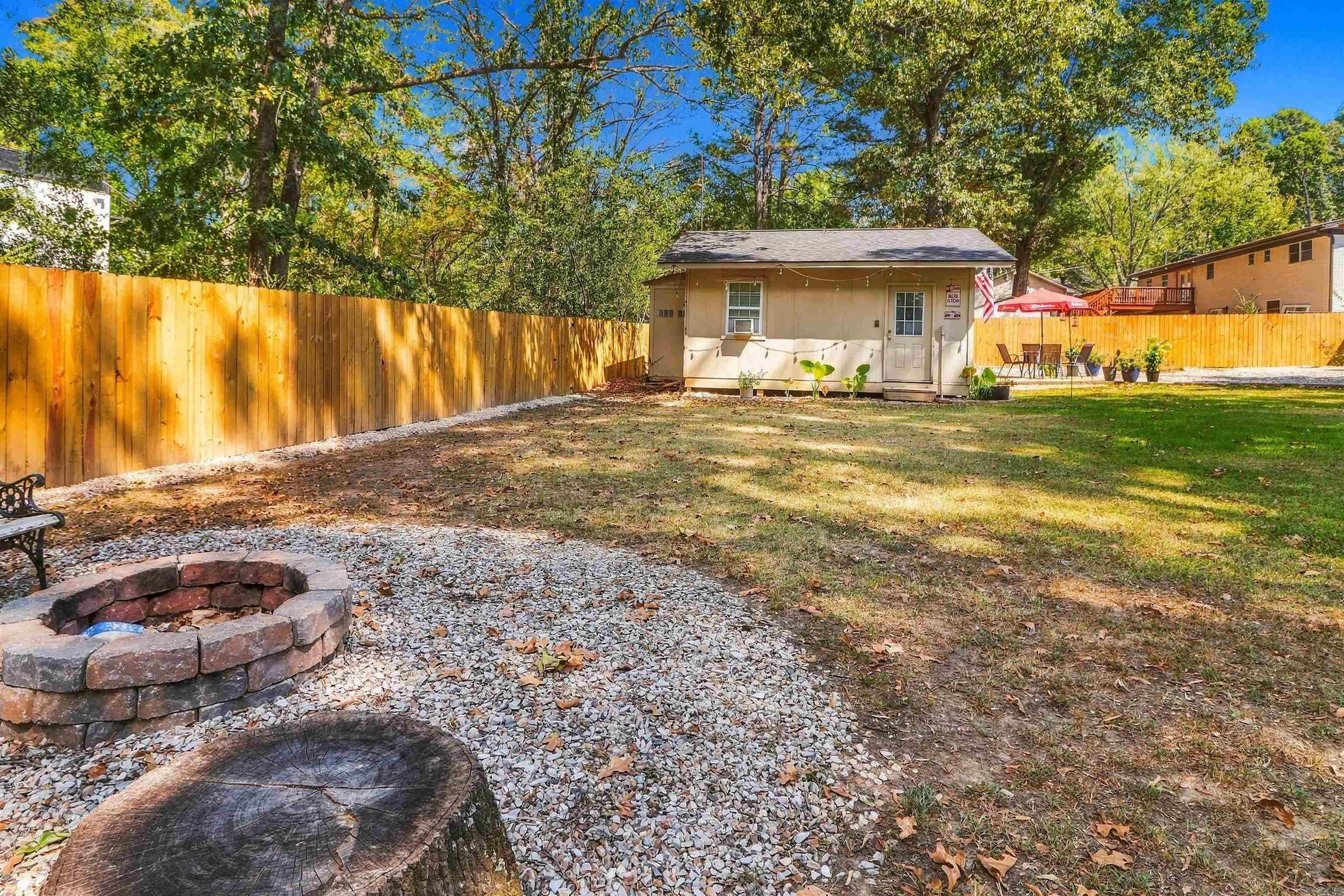 405 Lakeside Road Property Photo 45
