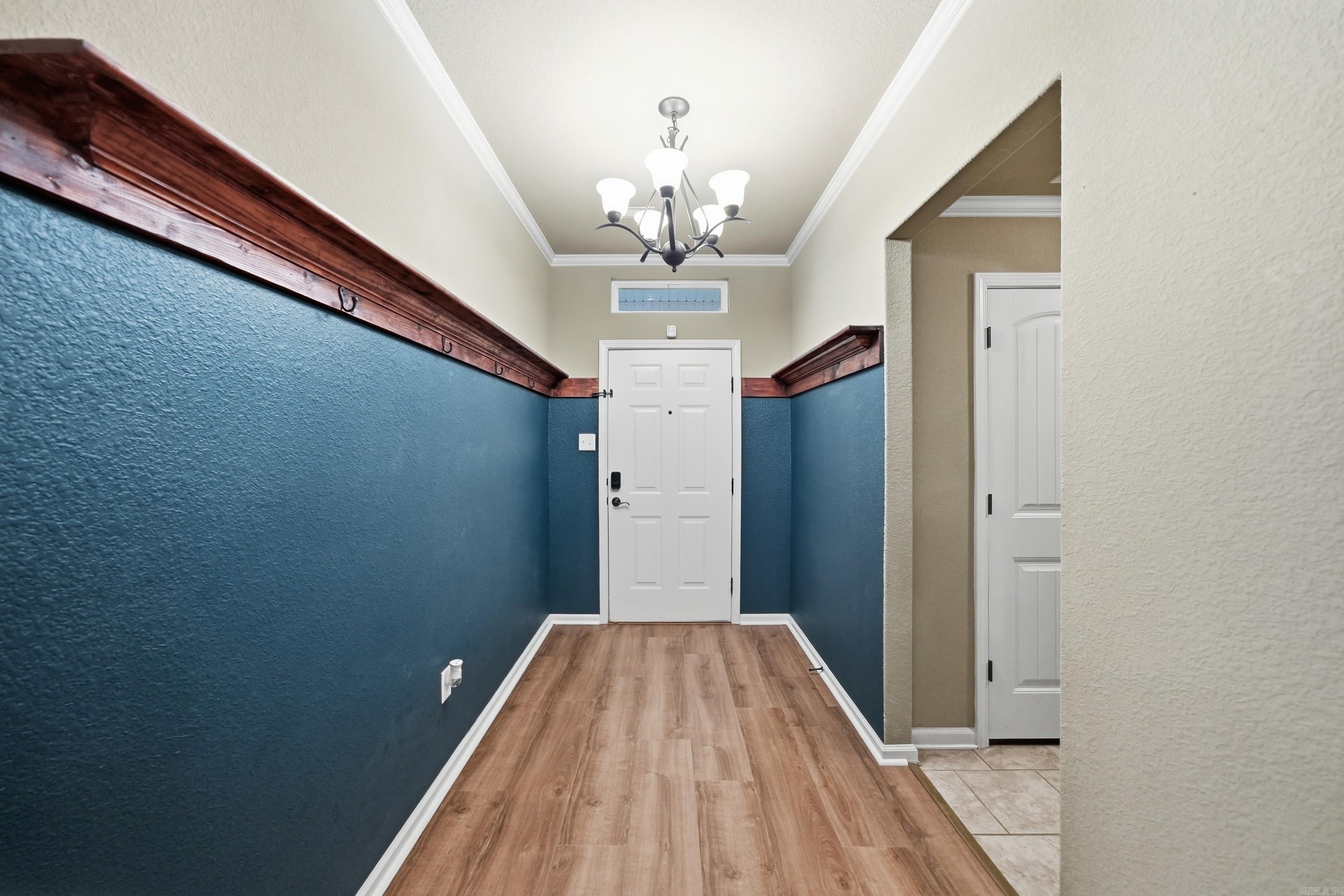 3015 Gladstone Drive Property Photo 6