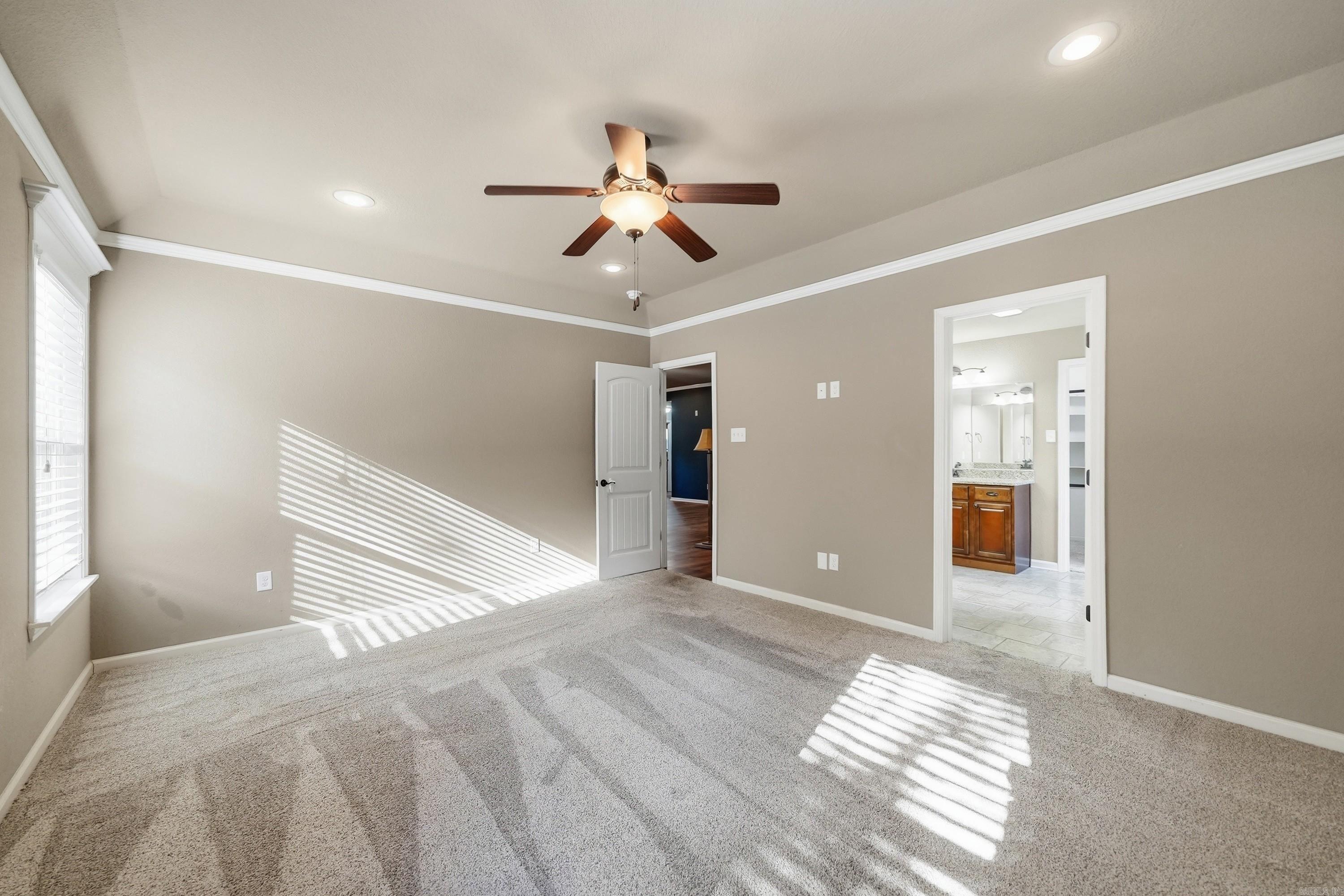 3015 Gladstone Drive Property Photo 21