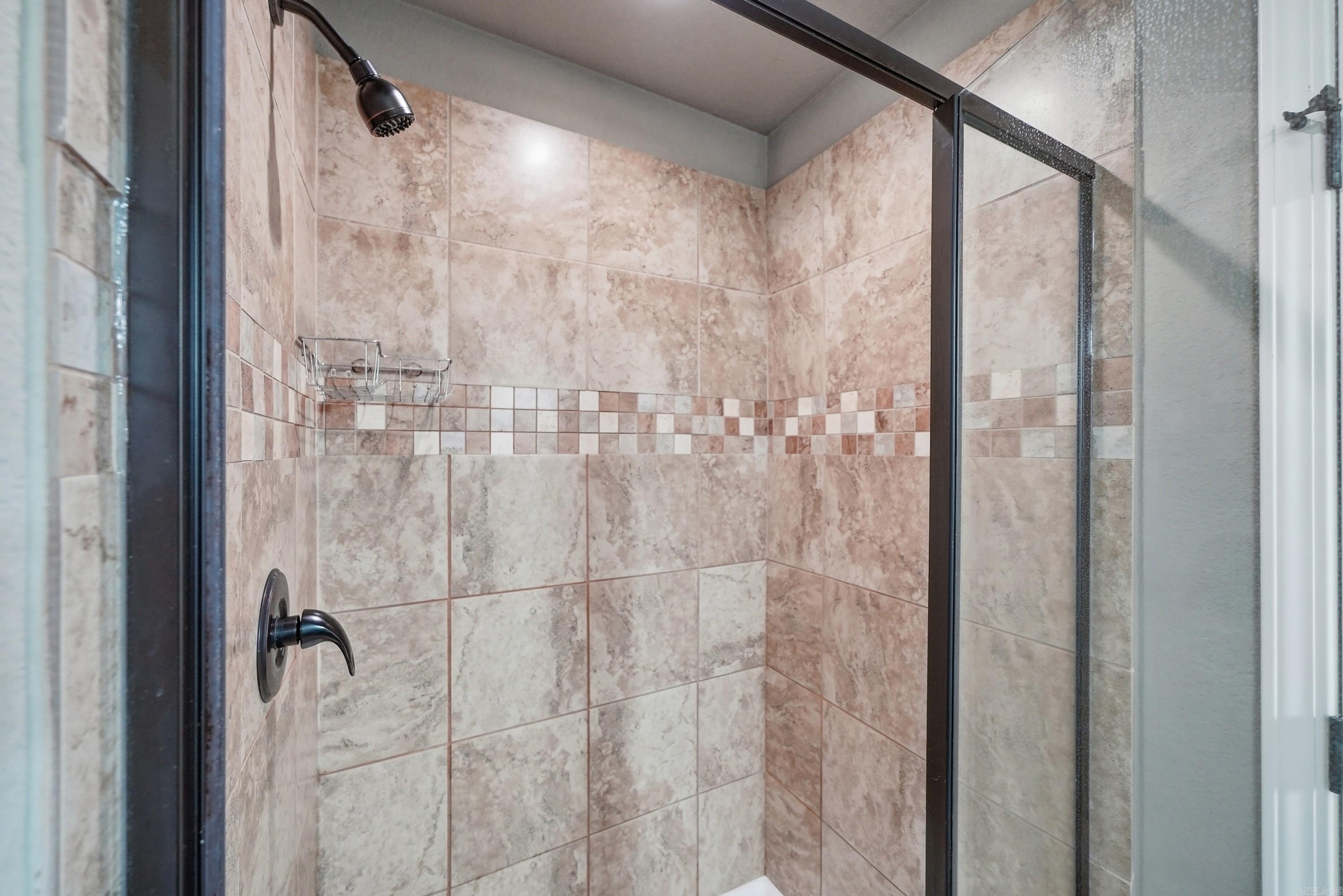 3015 Gladstone Drive Property Photo 24