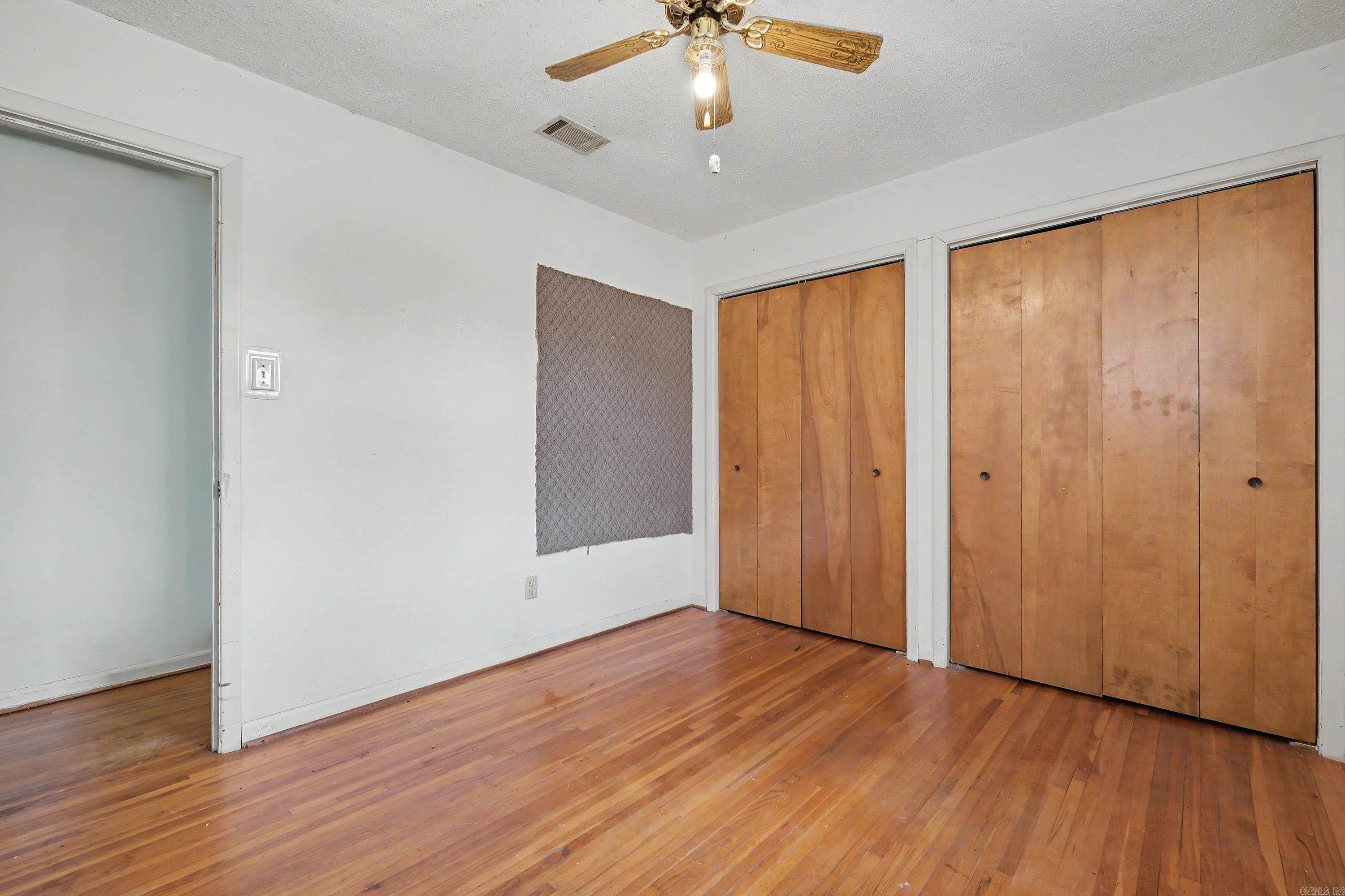 917 S. Hughes Street Property Photo 22