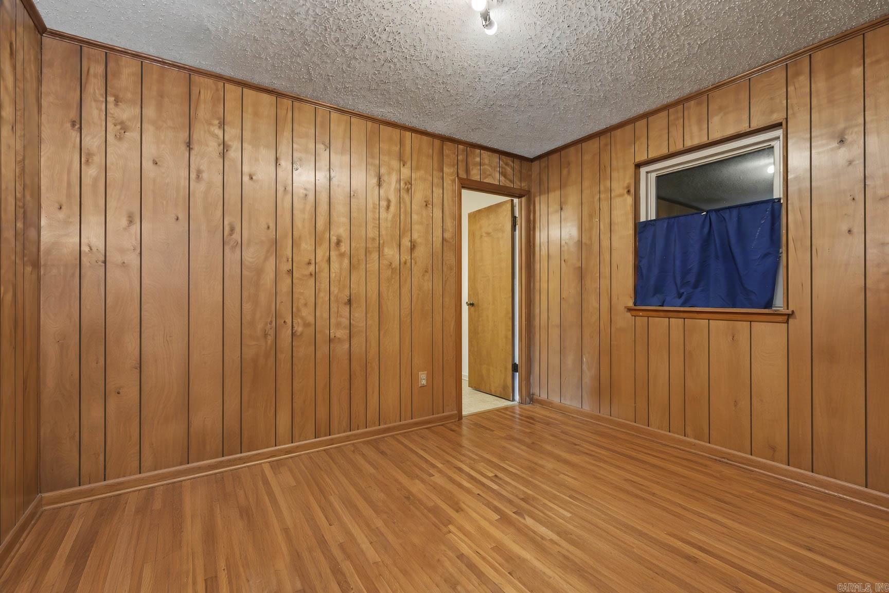 917 S. Hughes Street Property Photo 23