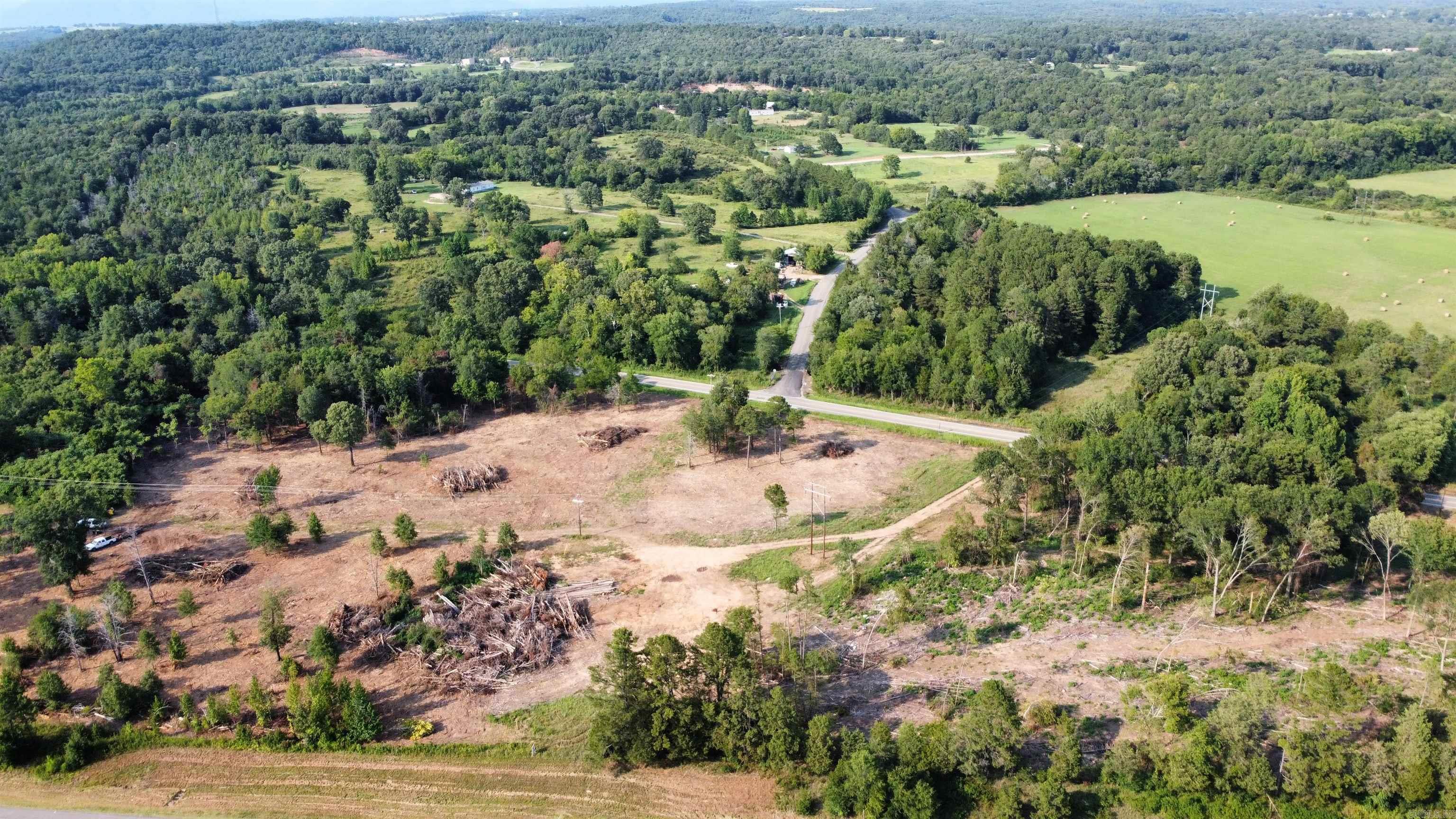 Highway 352 Property Photo 3