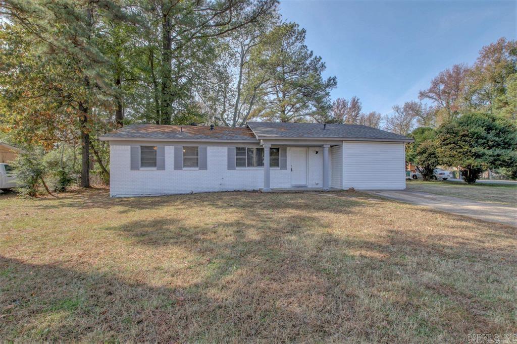 9300 Stardust Trail Property Photo 1