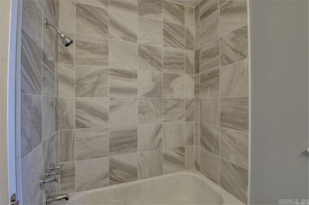 9300 Stardust Trail Property Photo 7