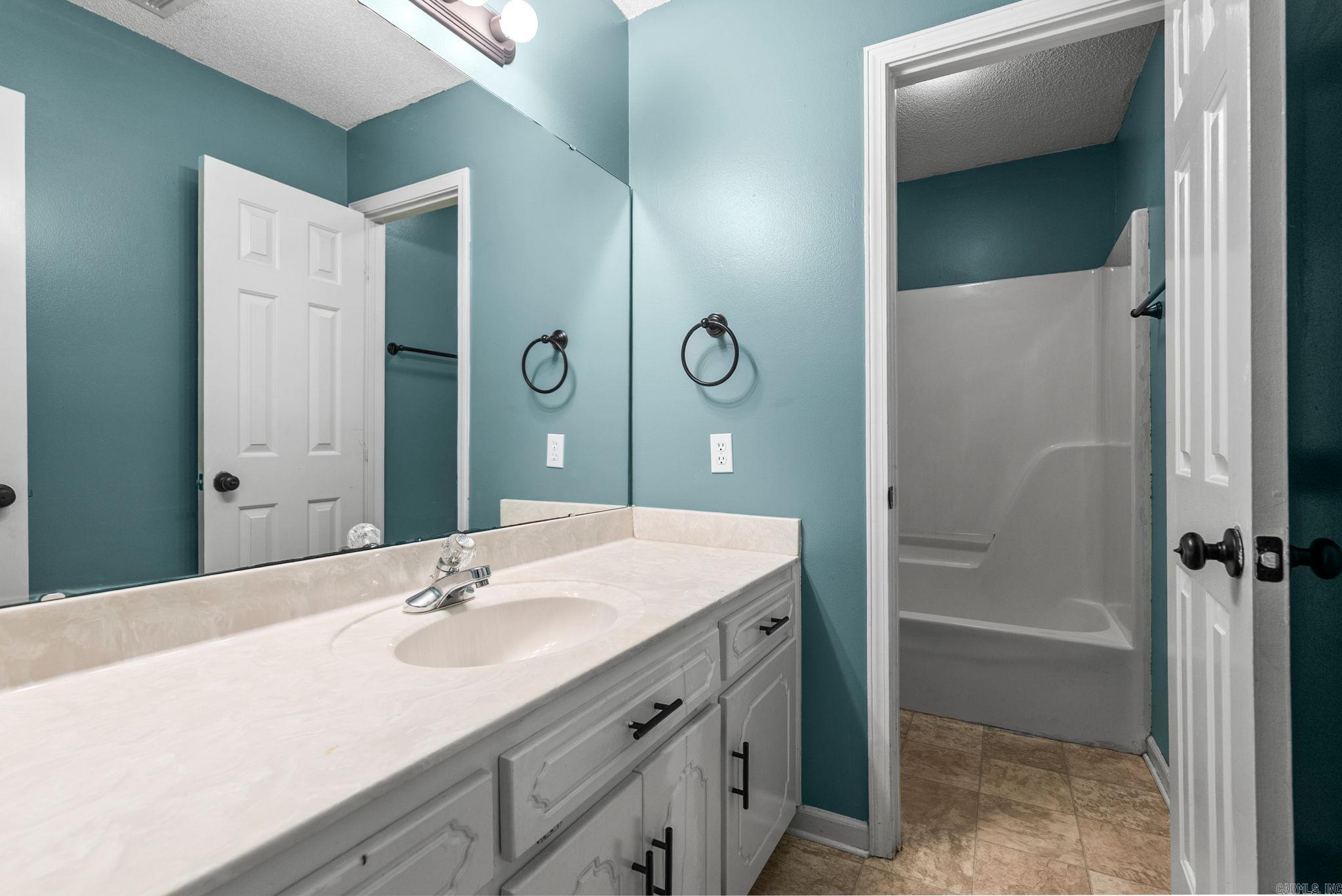 11 Fawn Drive Property Photo 28