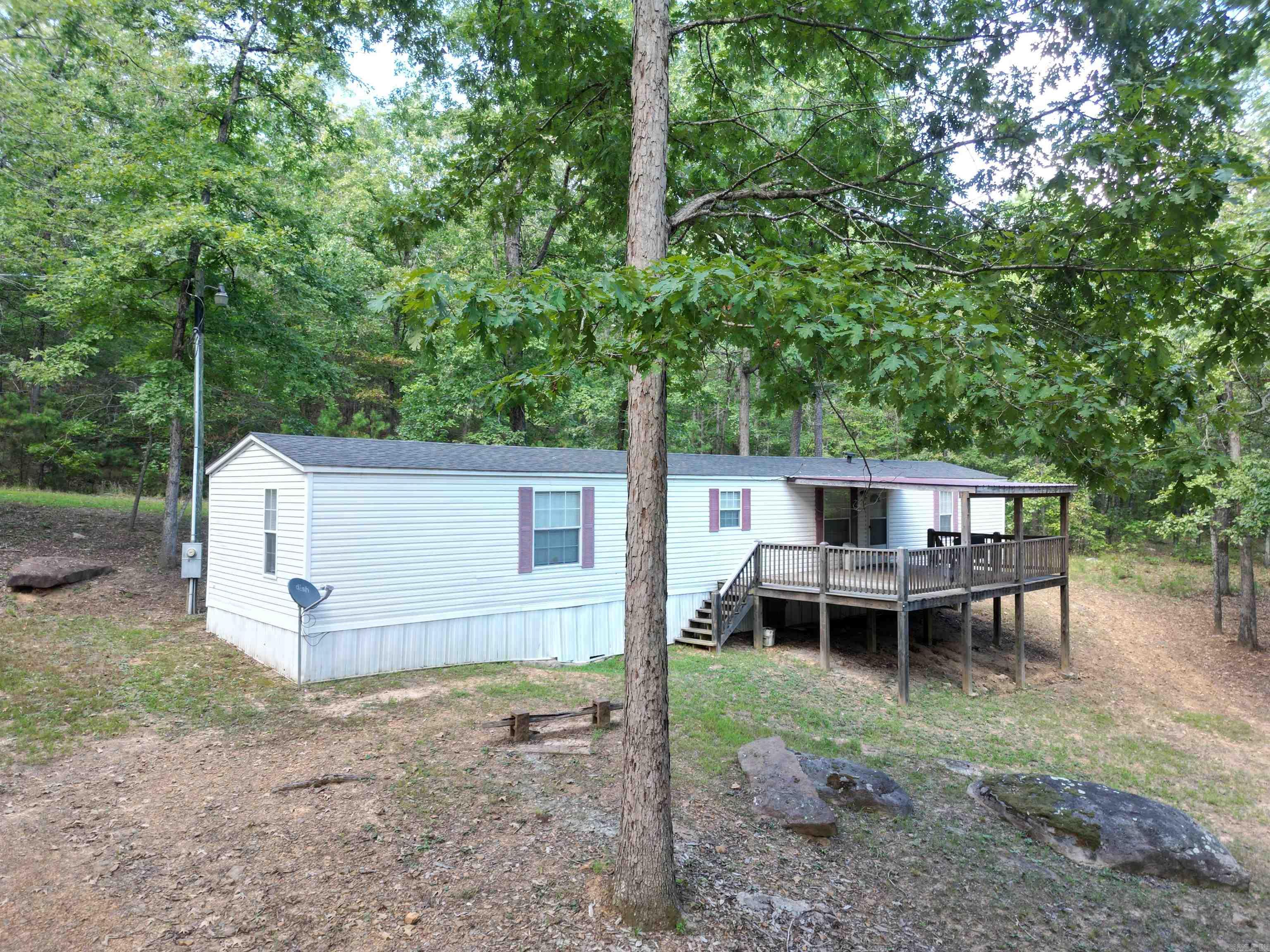 815 Mullens Estates Property Photo 1