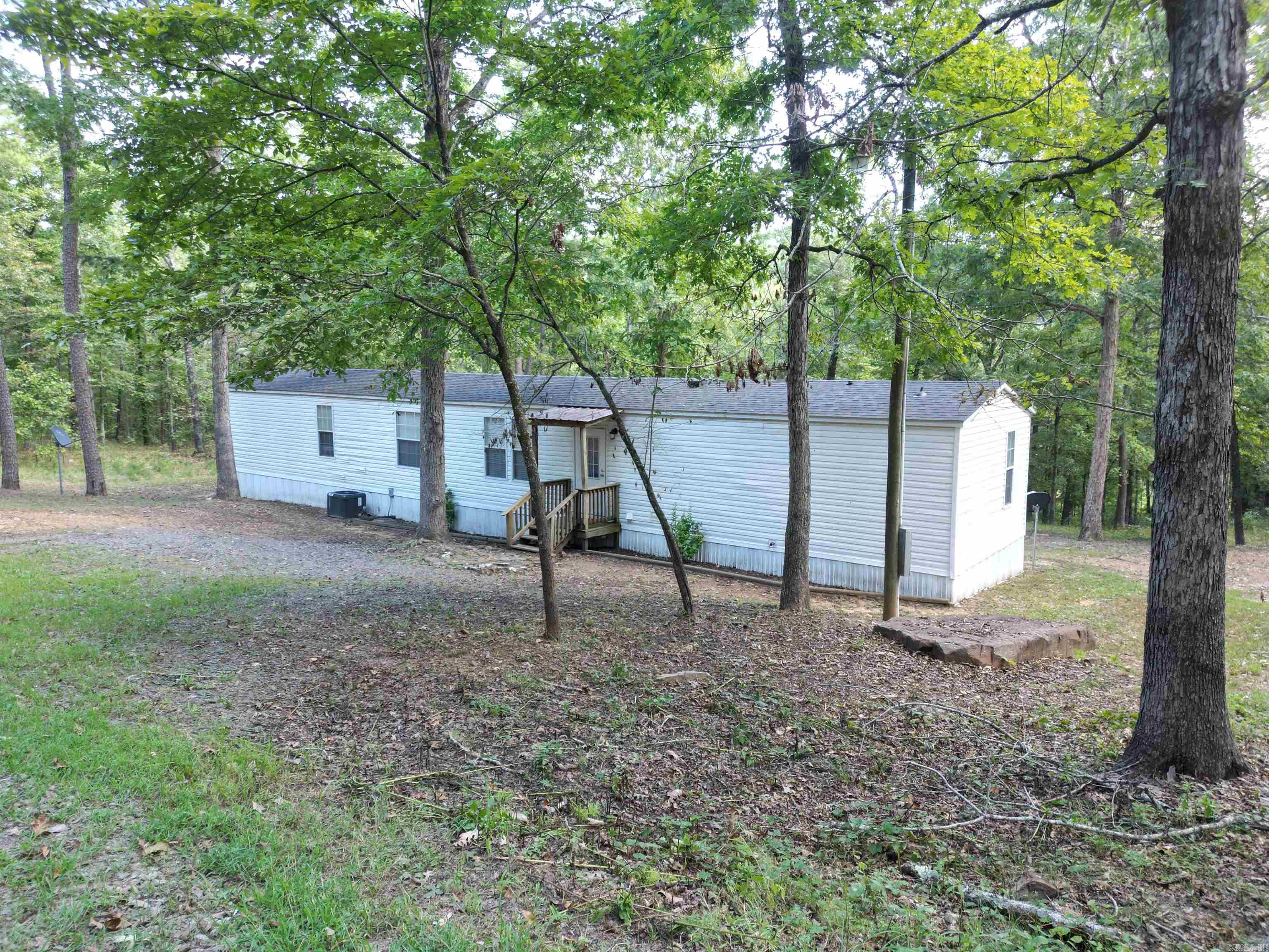 815 Mullens Estates Property Photo 36