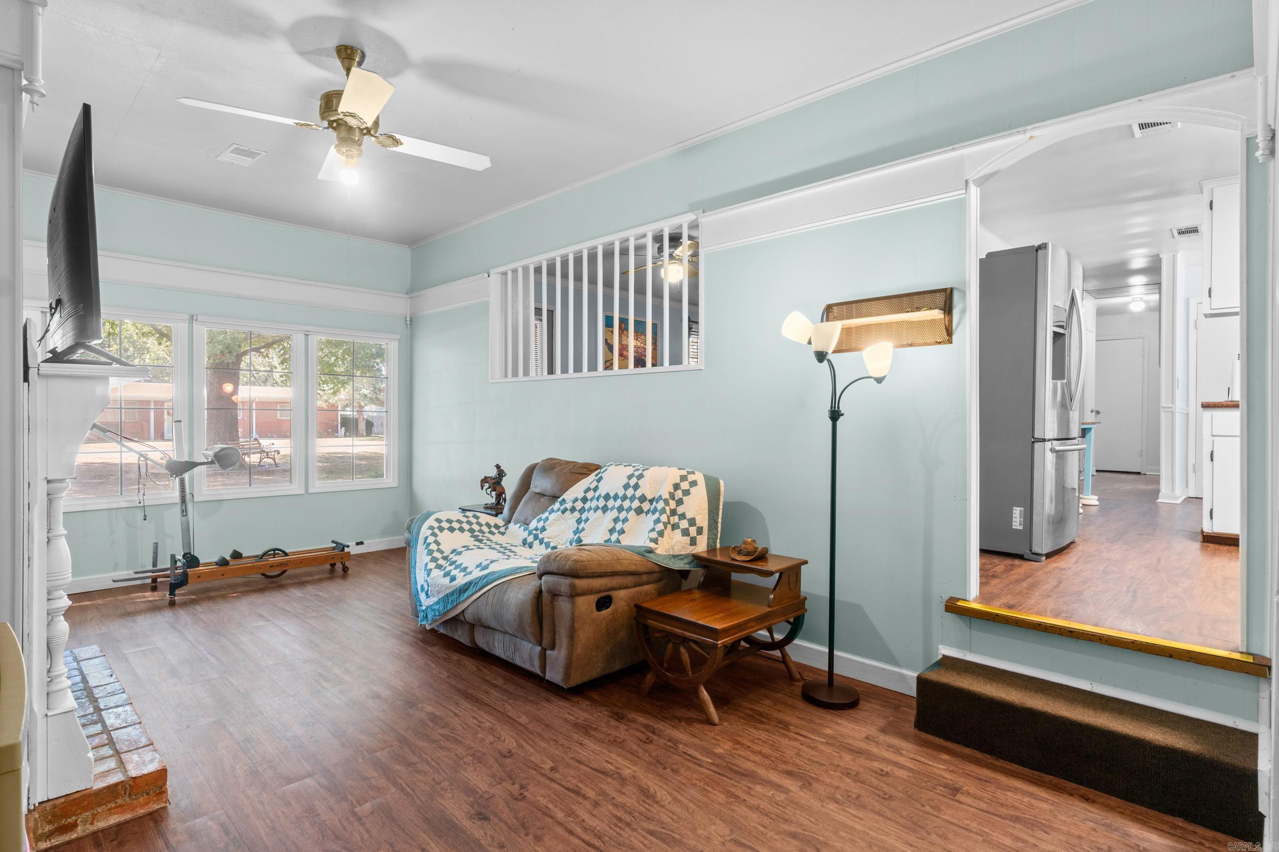 128 Circle Drive Property Photo 6