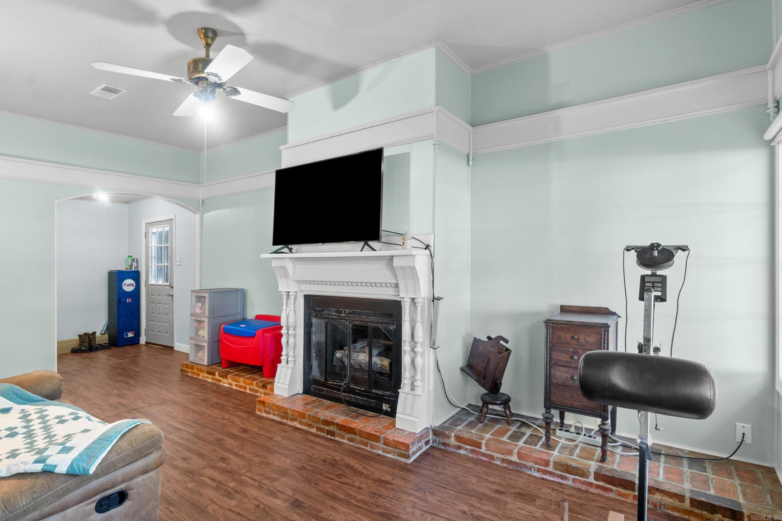 128 Circle Drive Property Photo 8
