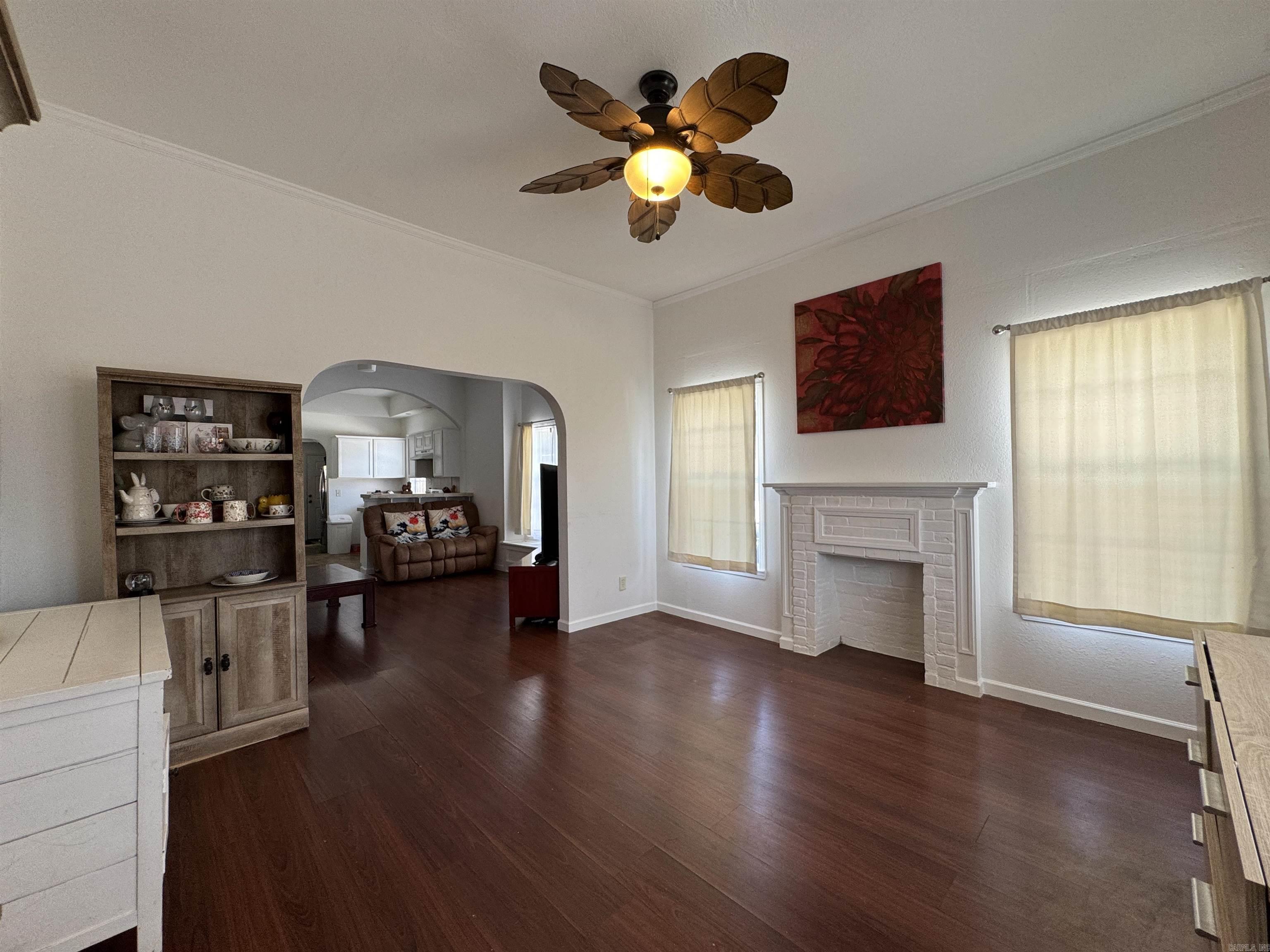 2714 S Spring Street Property Photo 14