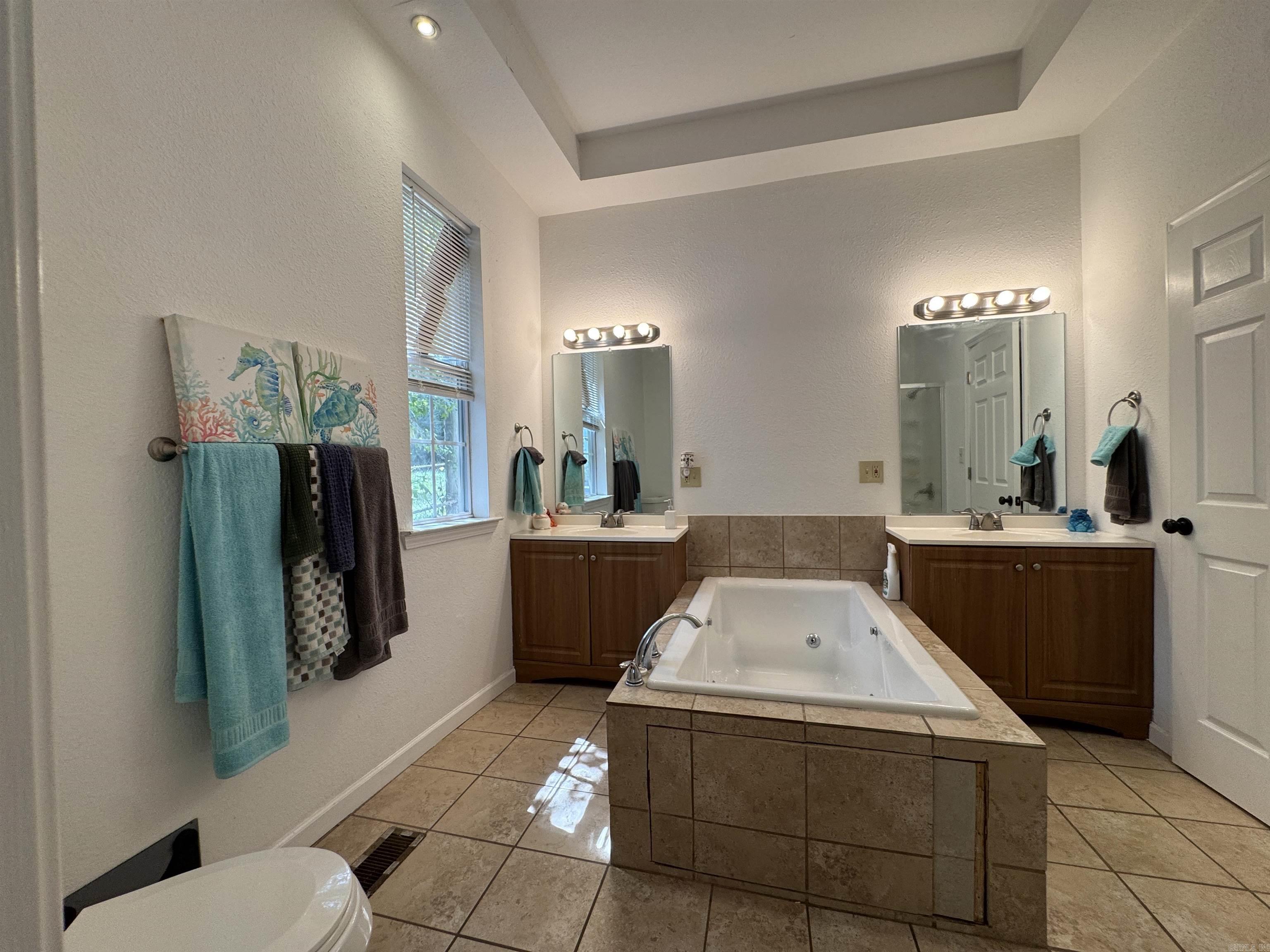 2714 S Spring Street Property Photo 40