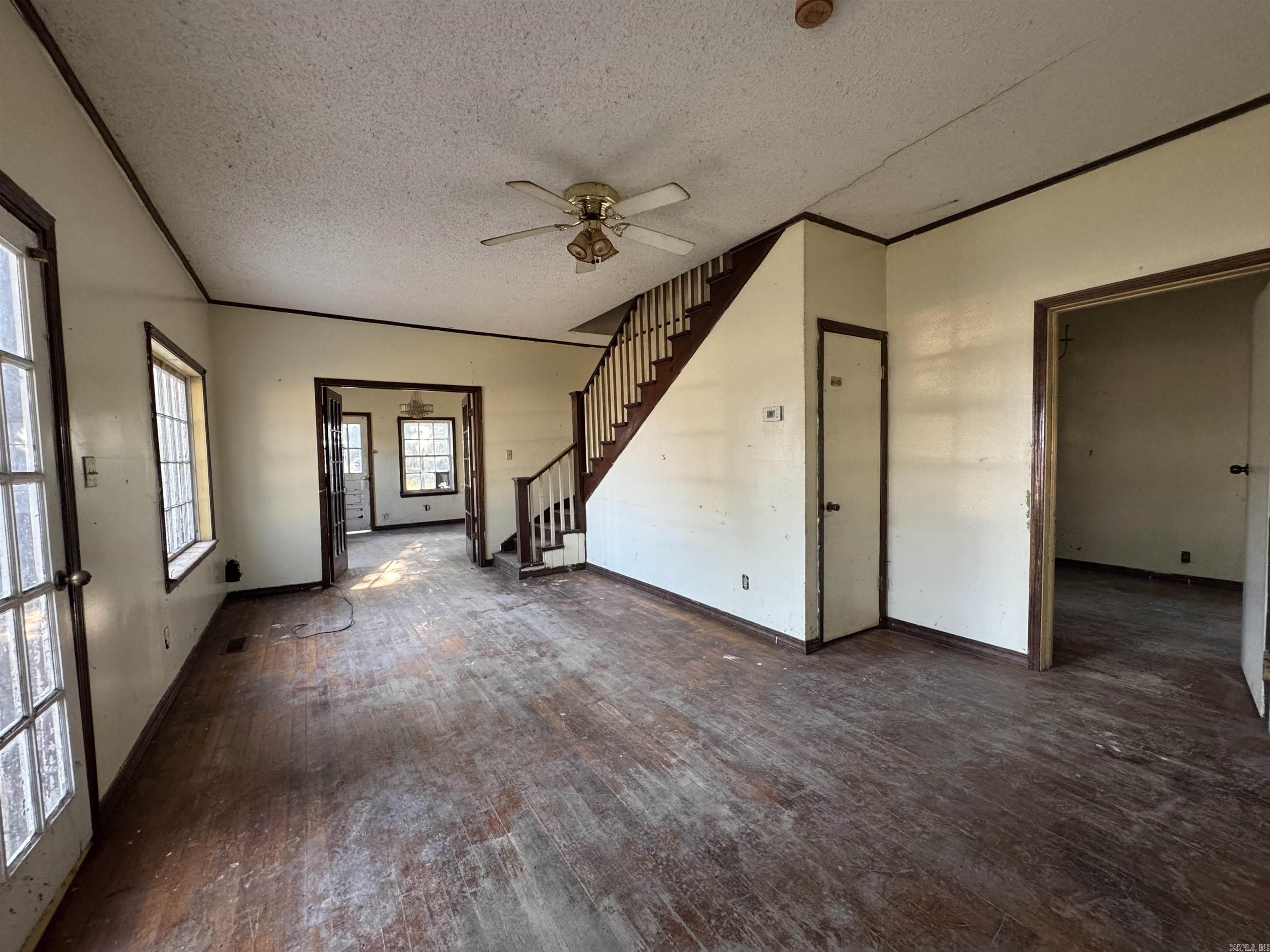 2 Triangle Lane Property Photo 7