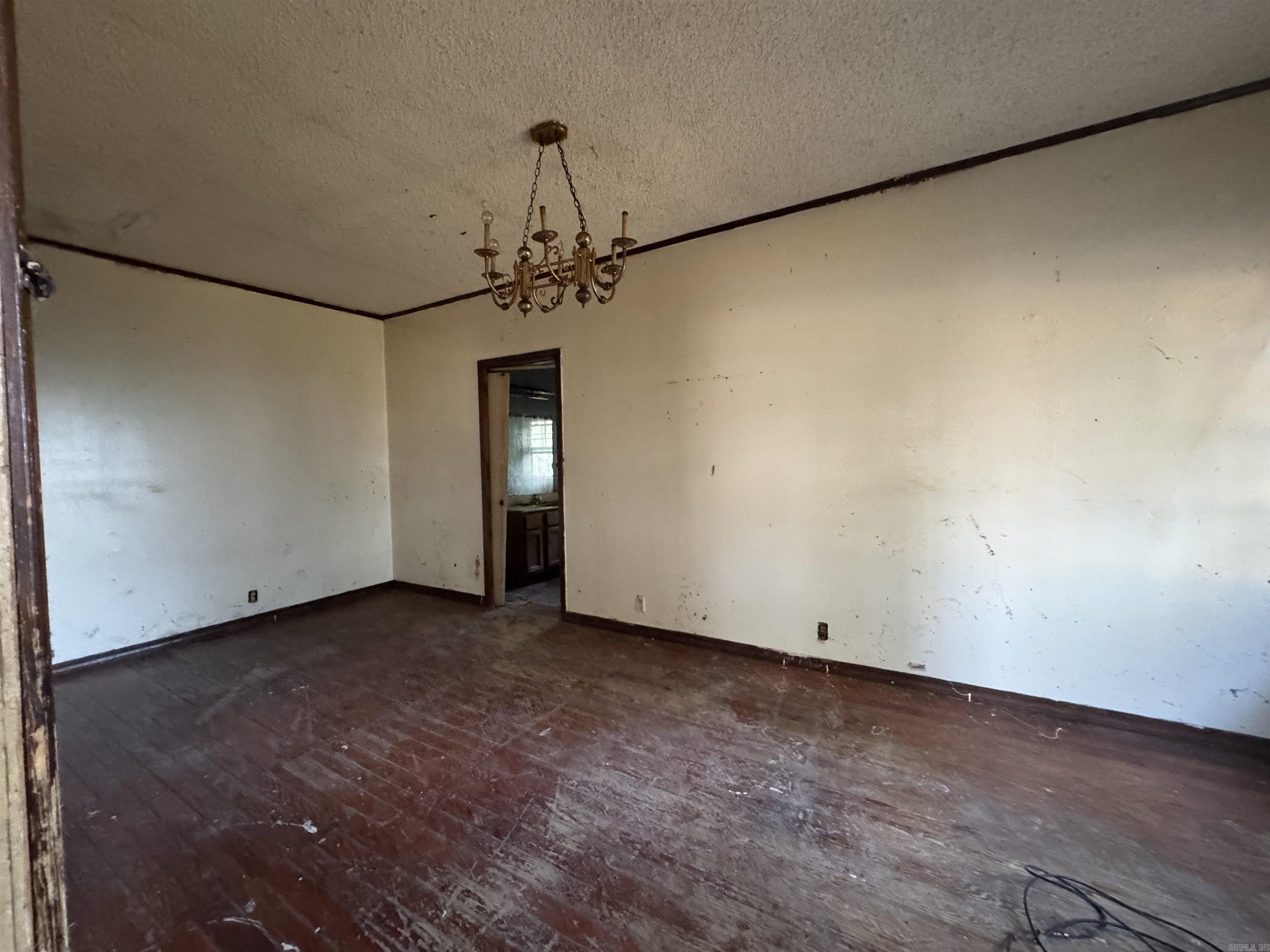 2 Triangle Lane Property Photo 8