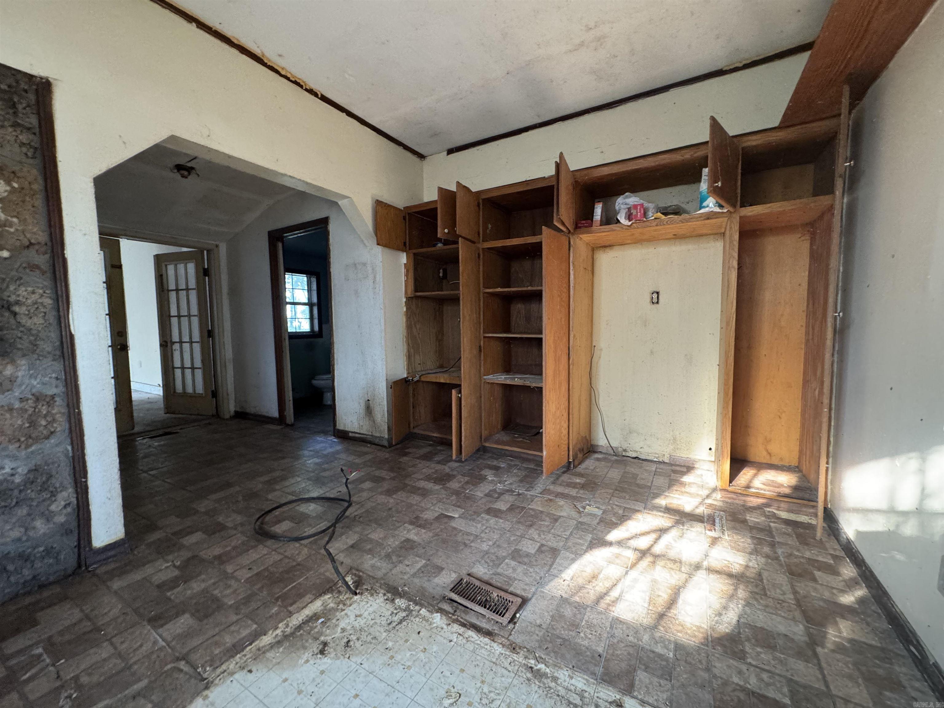 2 Triangle Lane Property Photo 11