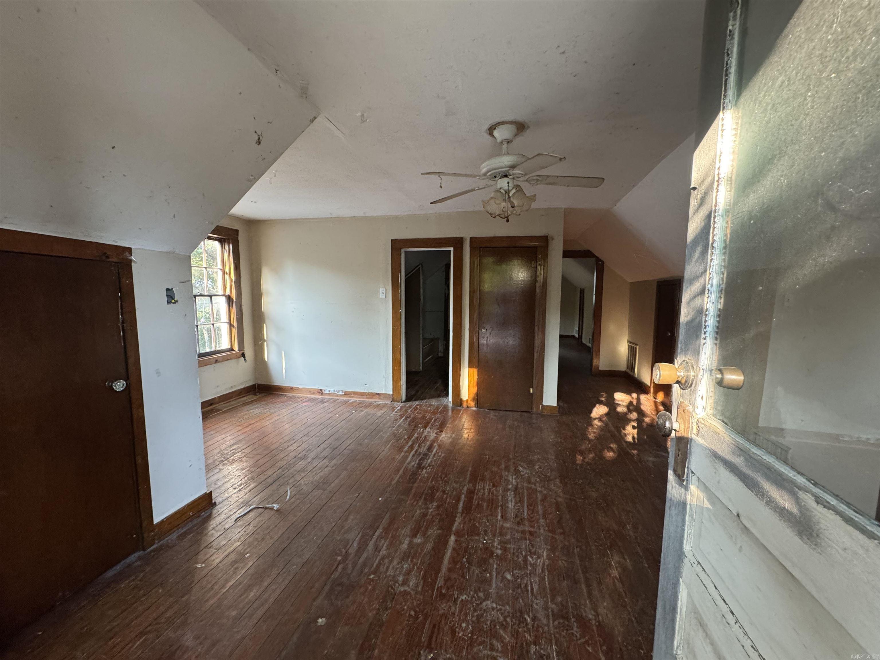 2 Triangle Lane Property Photo 13