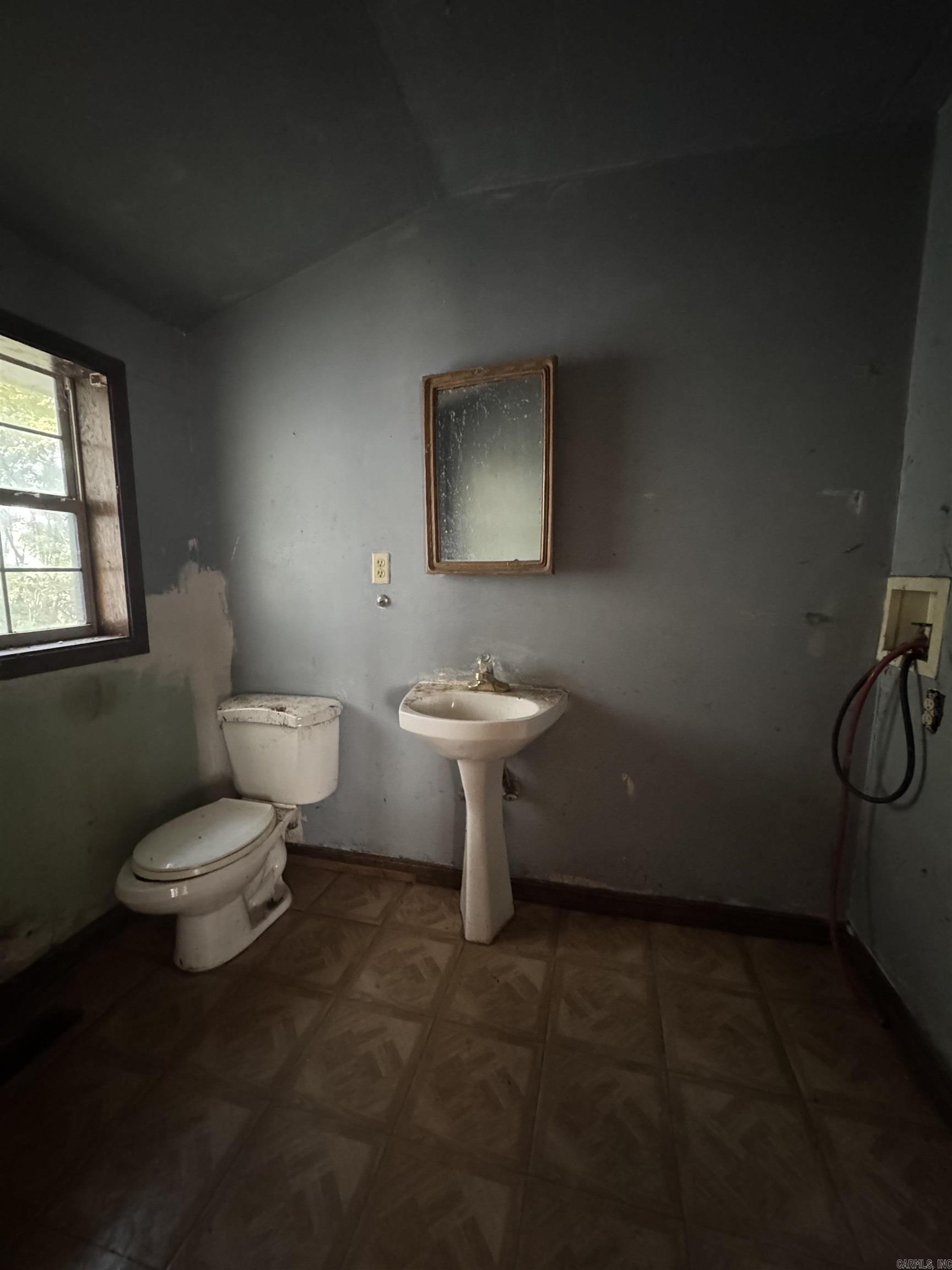2 Triangle Lane Property Photo 22