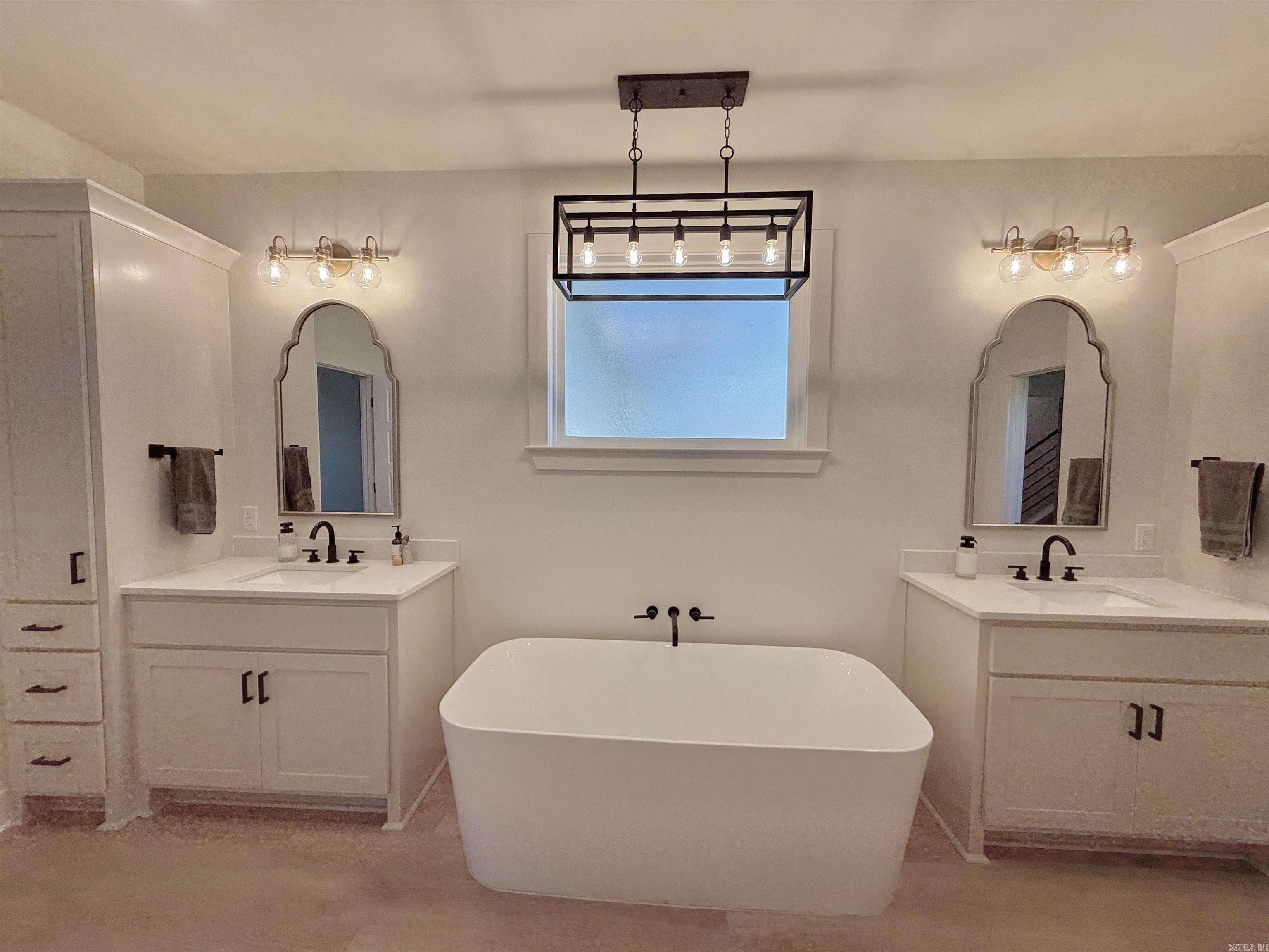 22 River Cliff Drive Property Photo 14