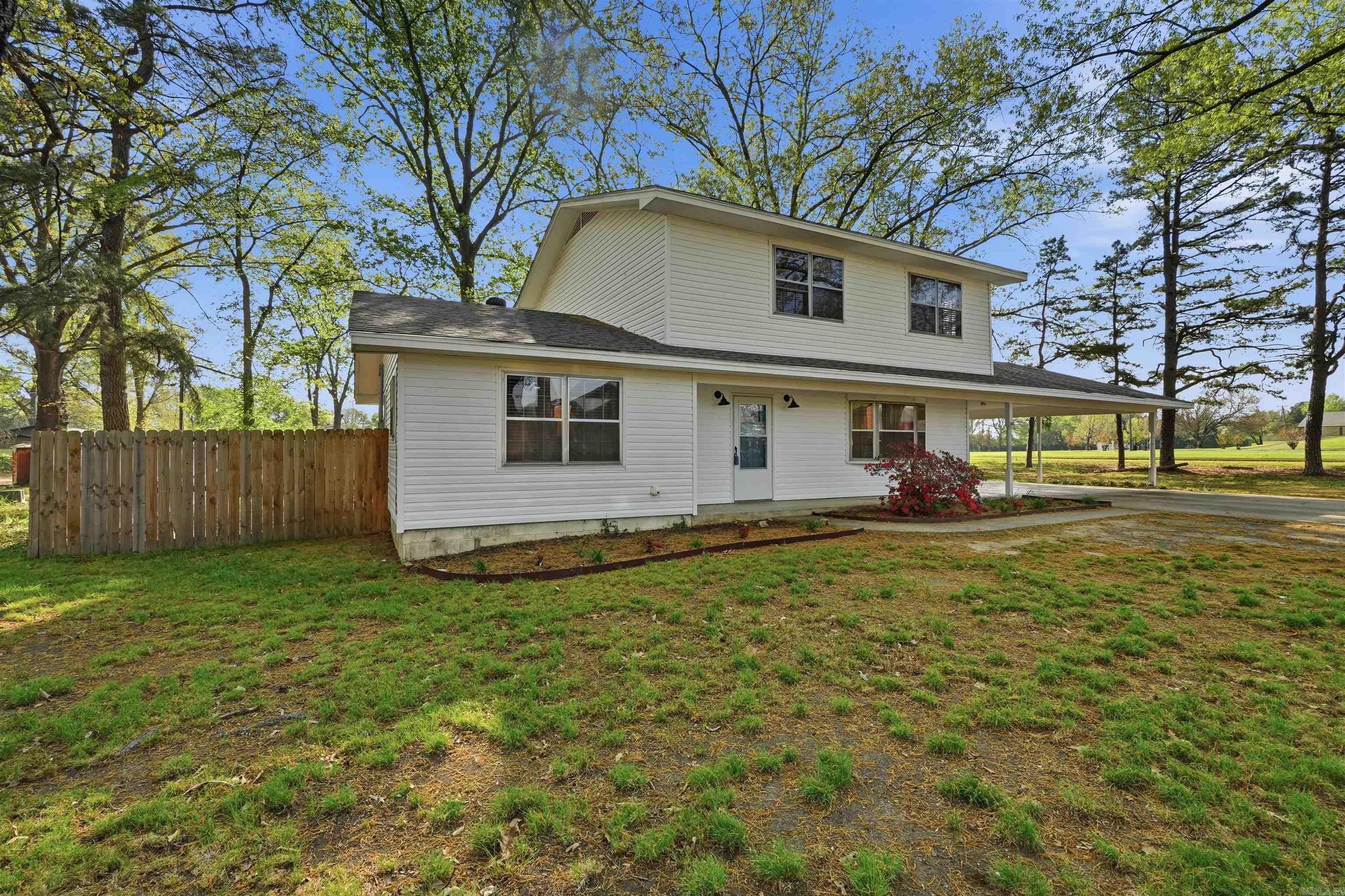 710 Clara Drive Property Photo 4