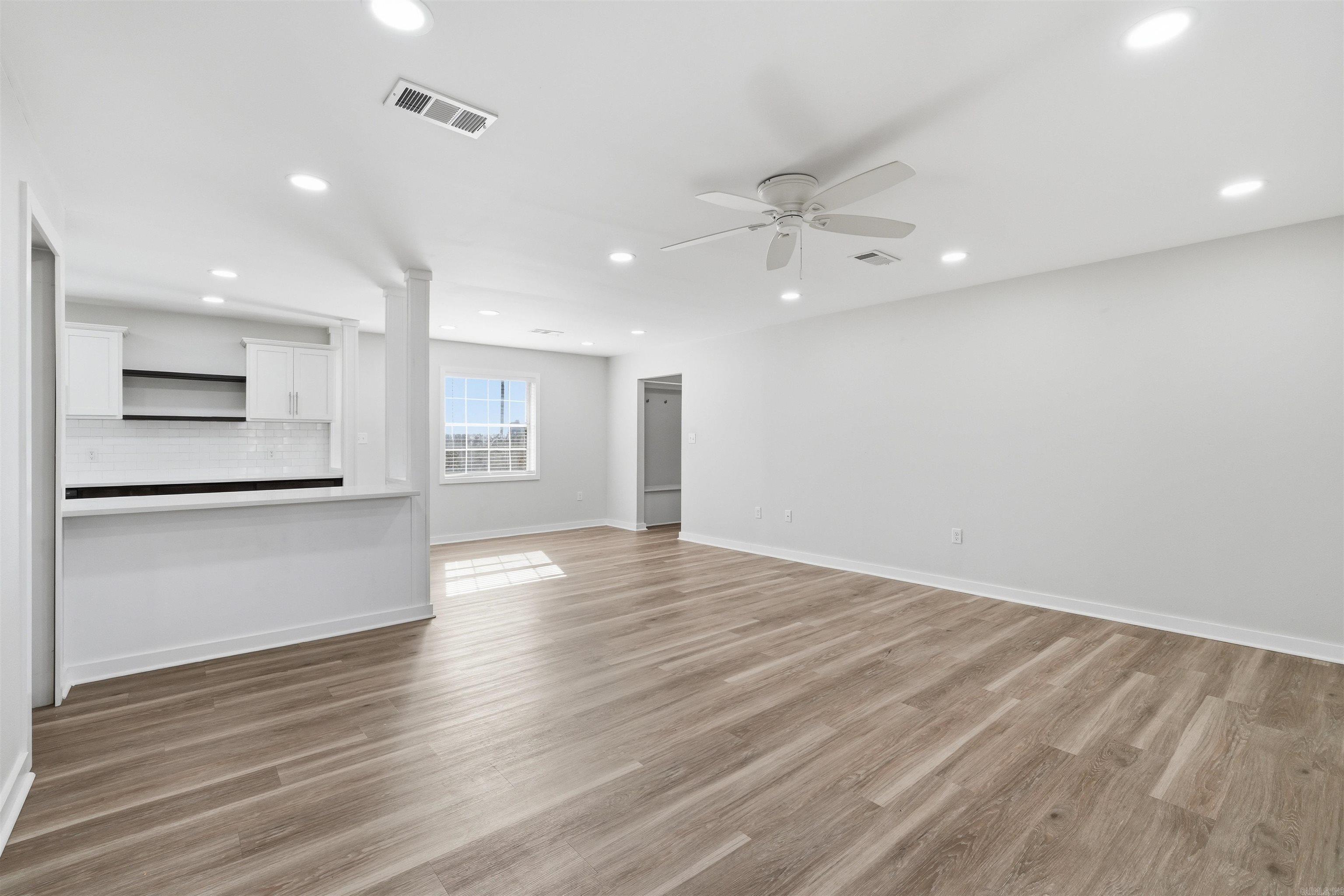 710 Clara Drive Property Photo 12