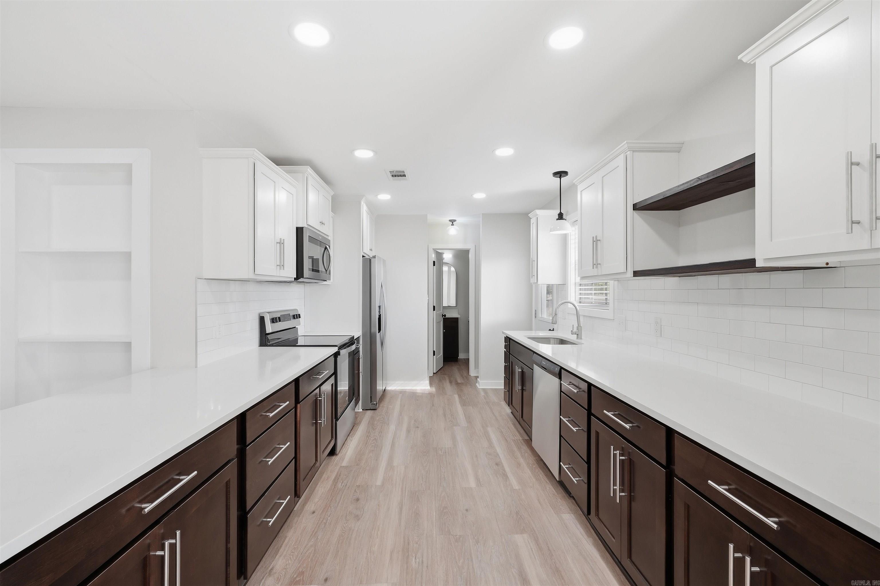 710 Clara Drive Property Photo 18
