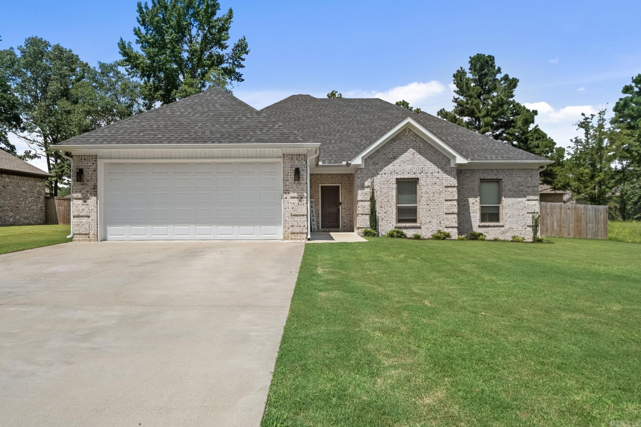 222 Heather Loop Property Photo 1