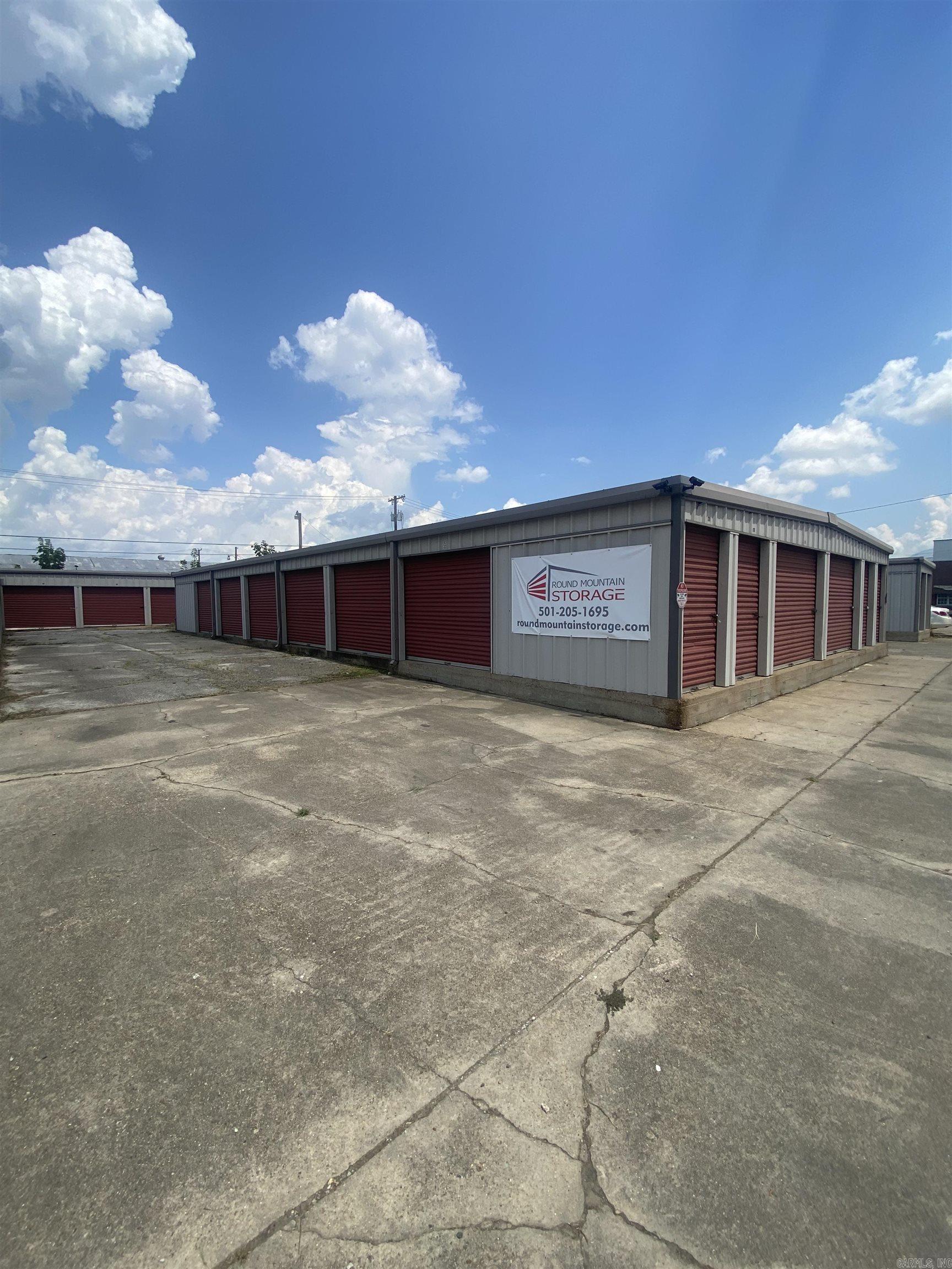 323 W Semmes Avenue Property Photo 5