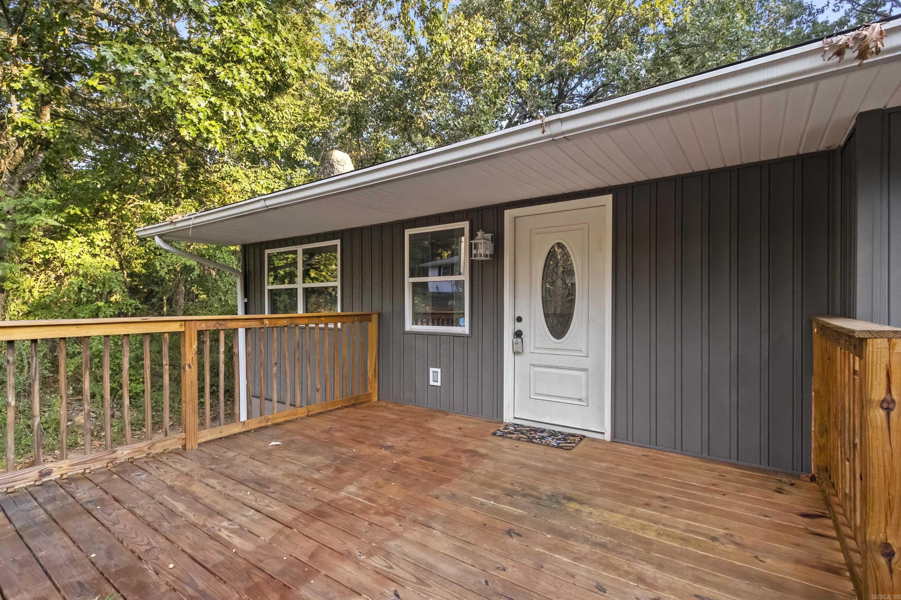 140 Cardinal Lane Property Photo 45