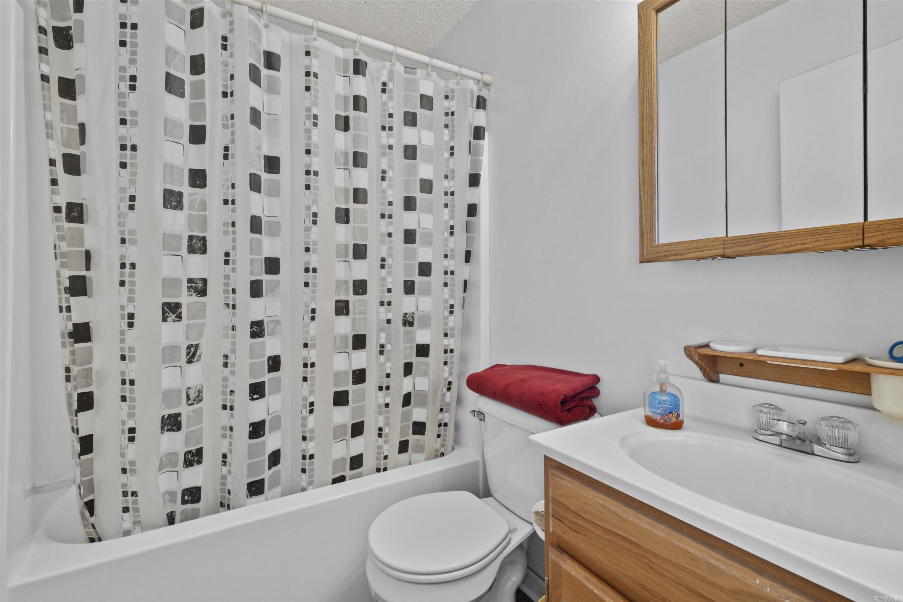 11 High Oak Cove Property Photo 16