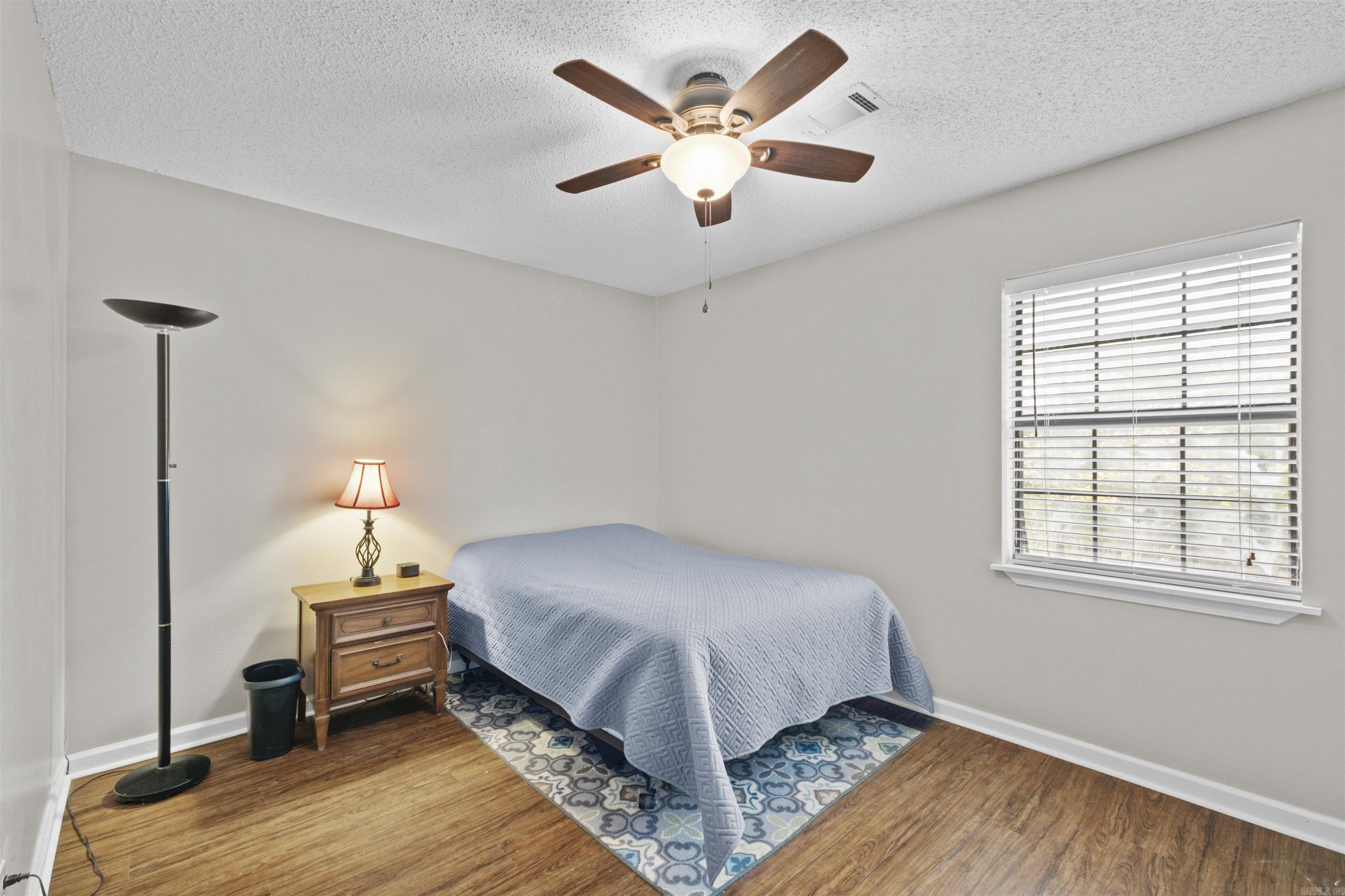 11 High Oak Cove Property Photo 17