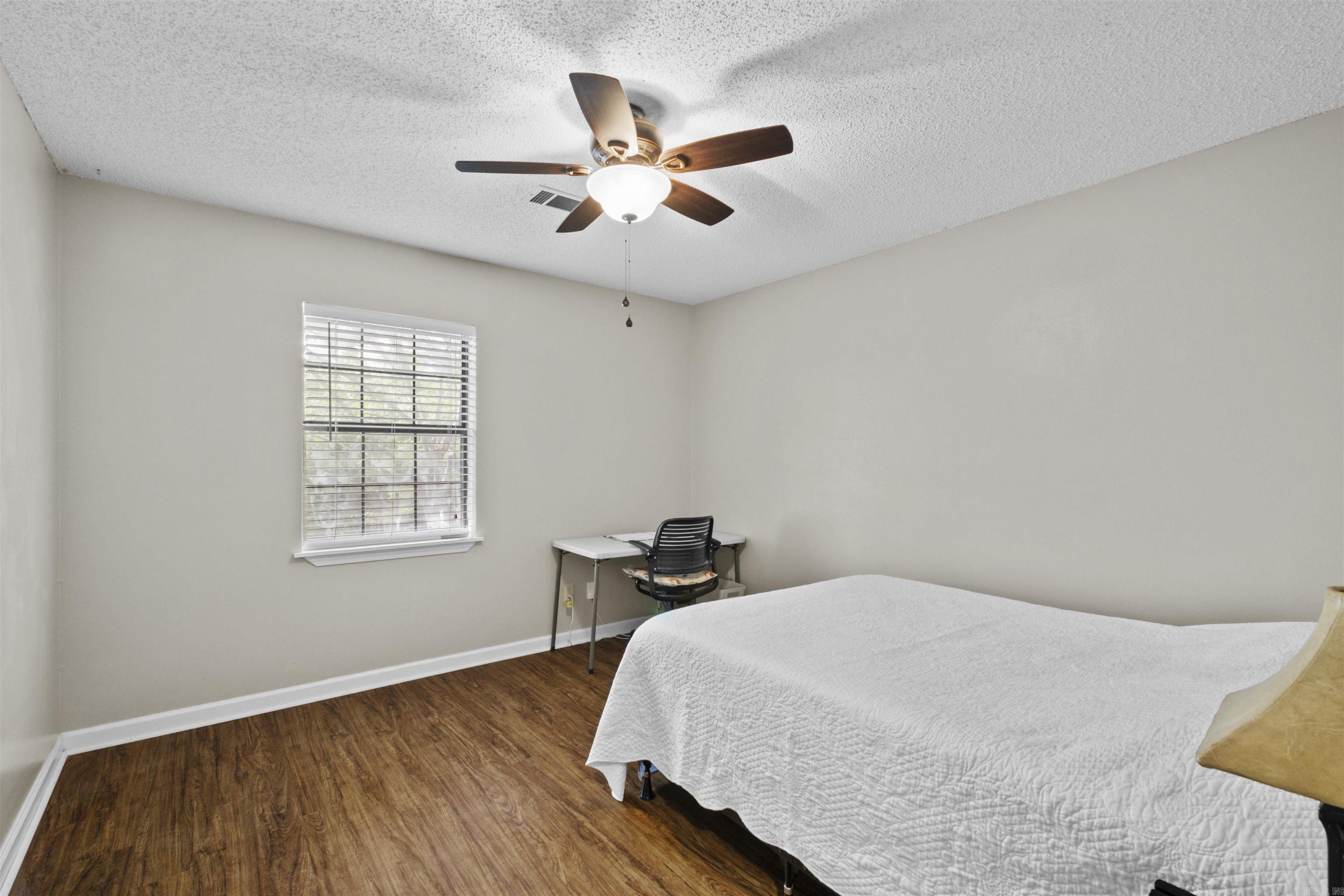 11 High Oak Cove Property Photo 20
