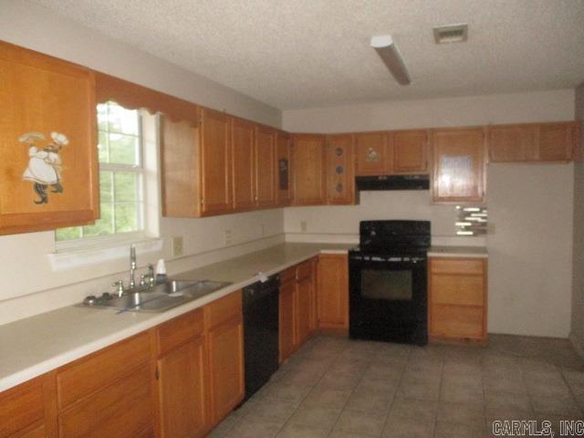 10625 Laddie Dr Property Photo 5