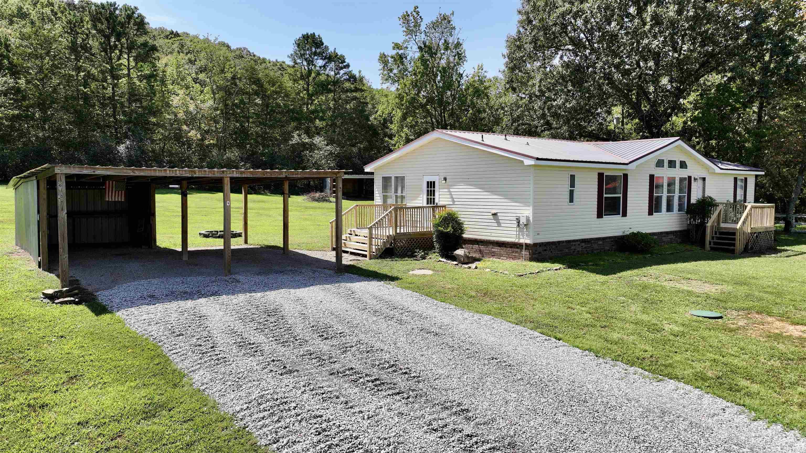 133 Reid Road Property Photo 2