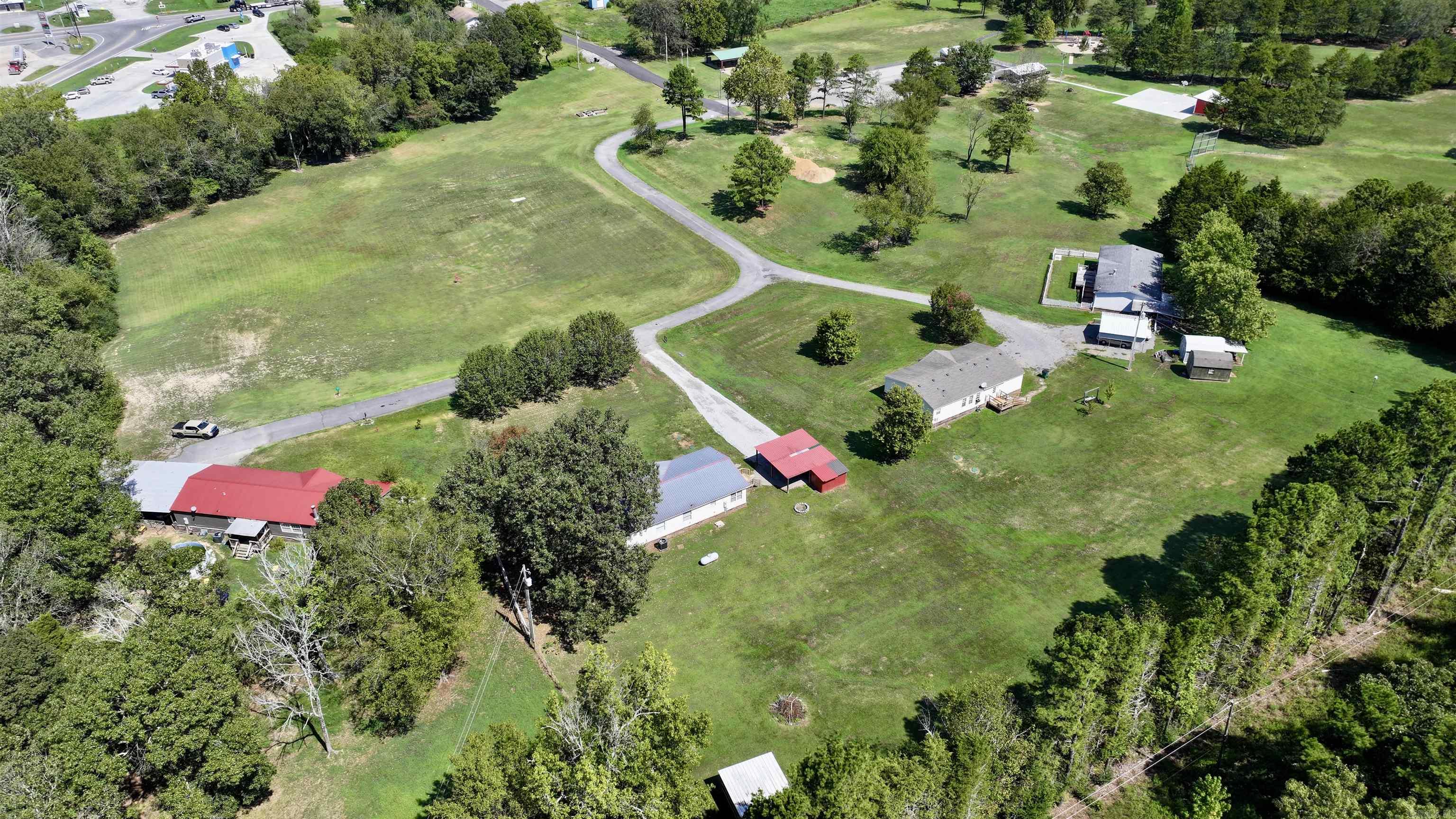 133 Reid Road Property Photo 8