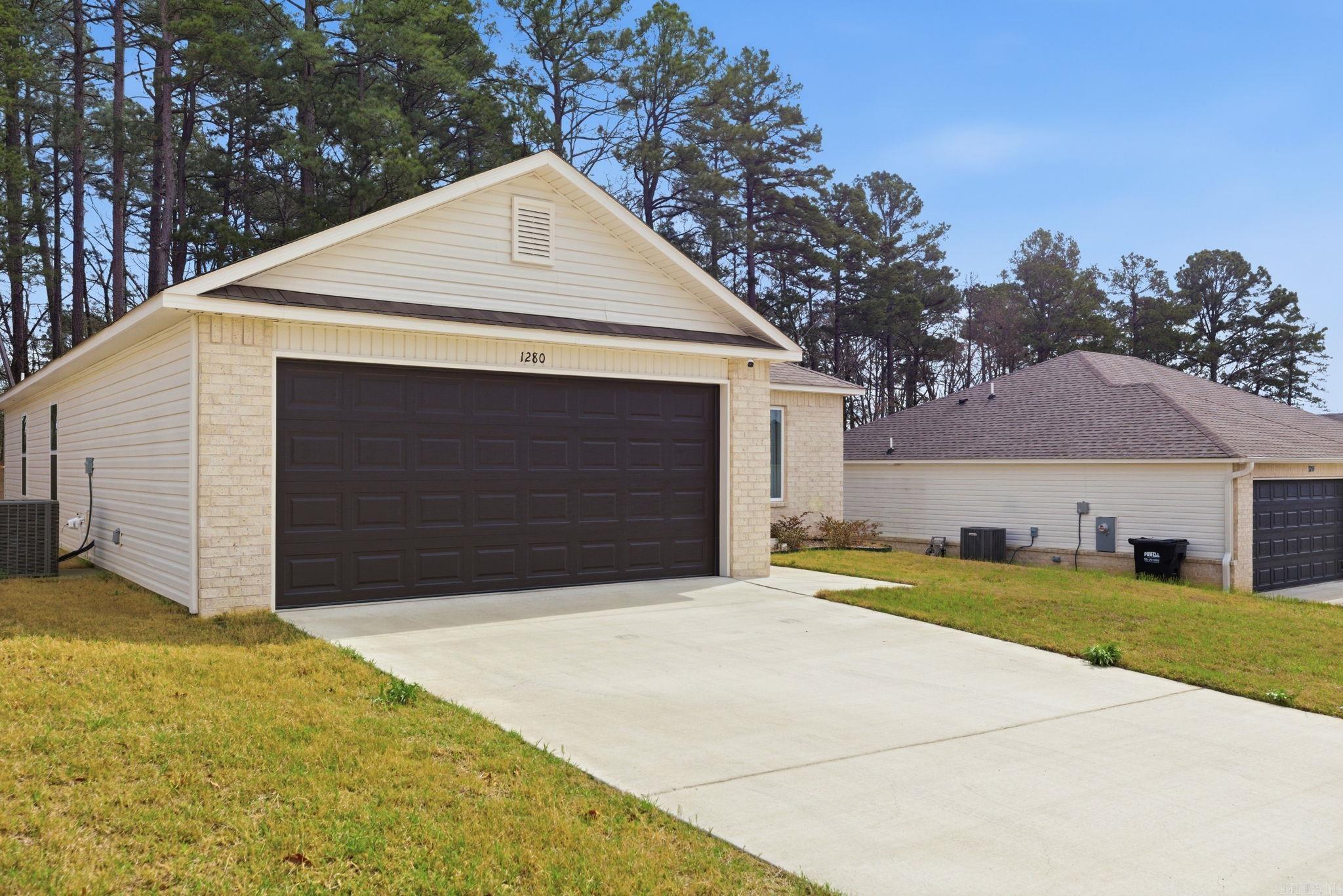 1280 Meadows Dr Property Photo 34