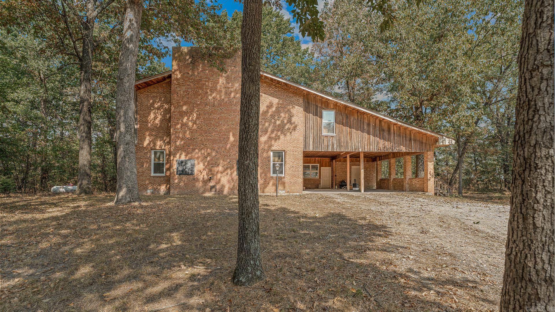 2 Clay 186 Road Property Photo 3