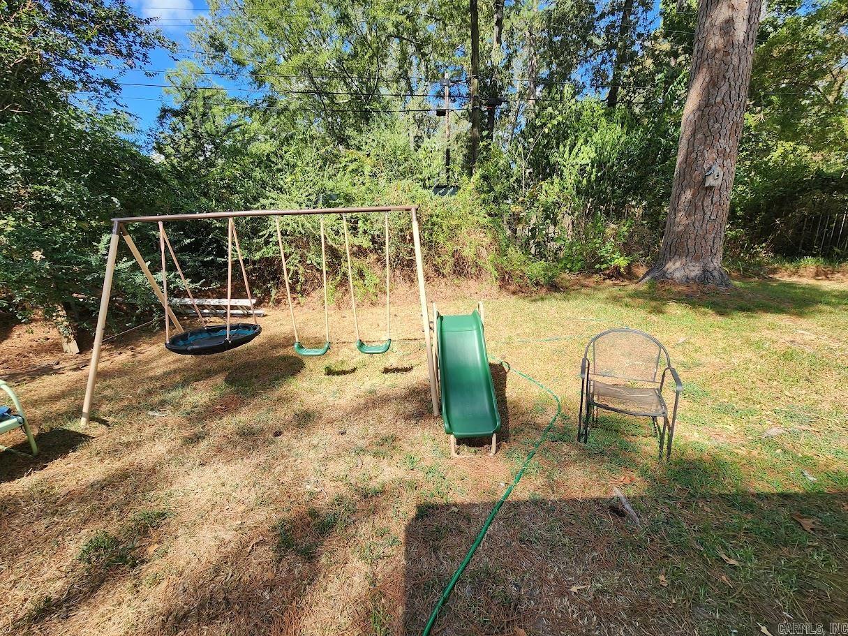 106 Neel Street Property Photo 35