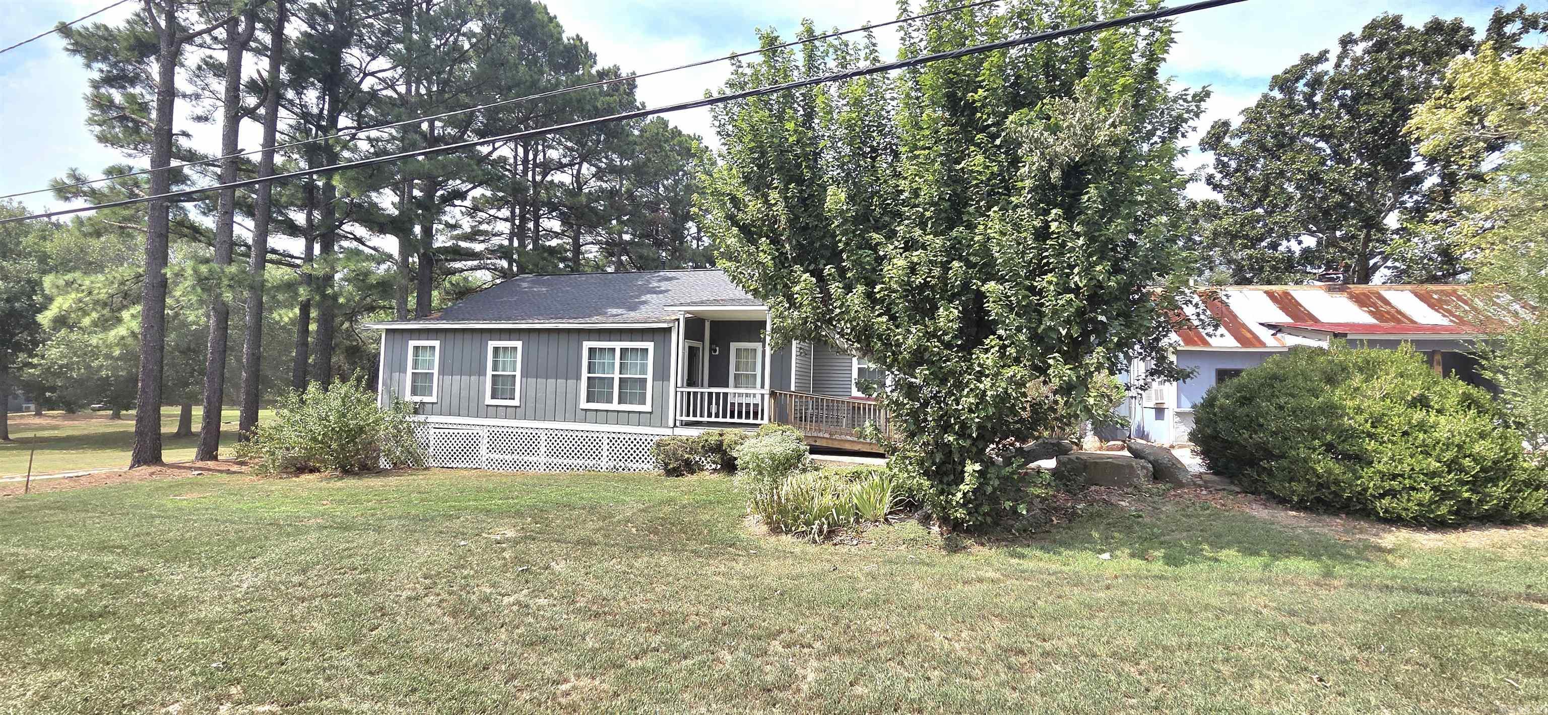 401 S Hwy 5 Property Photo 2