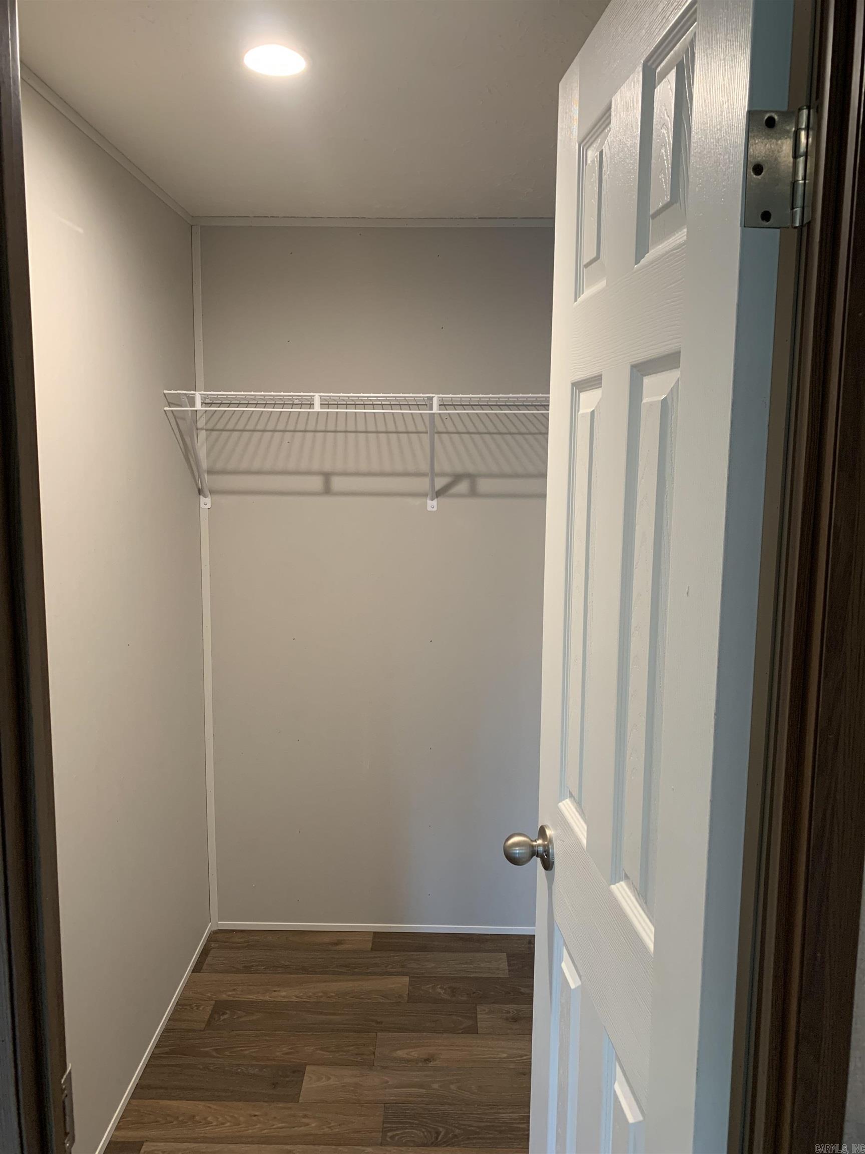 1005 S Bradley Street Property Photo 15