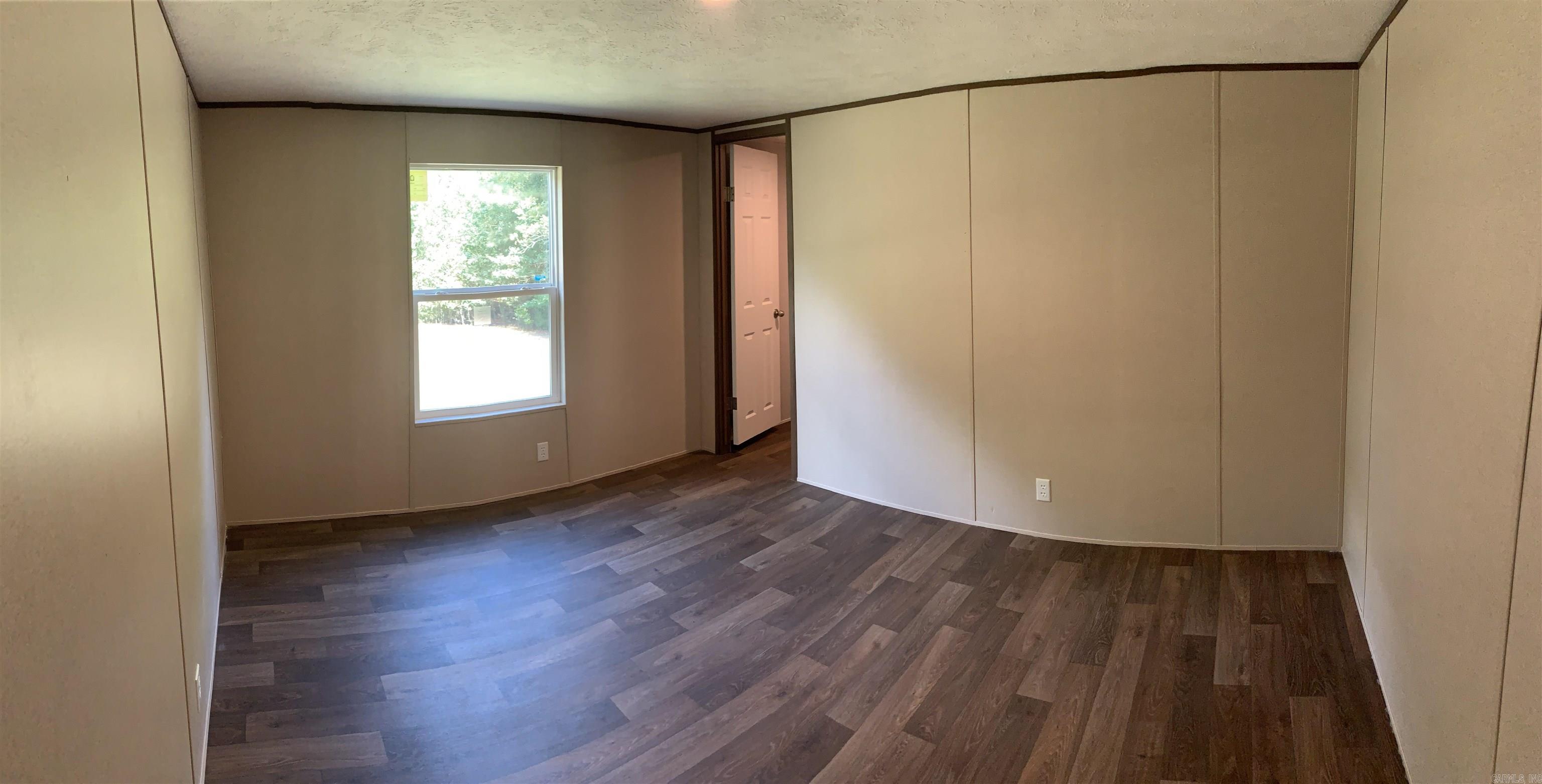 1005 S Bradley Street Property Photo 16