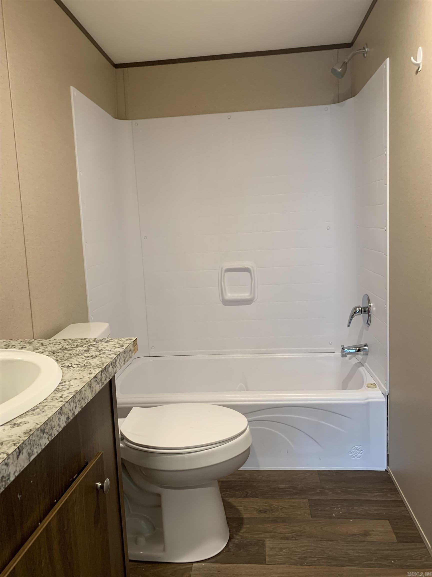 1005 S Bradley Street Property Photo 21
