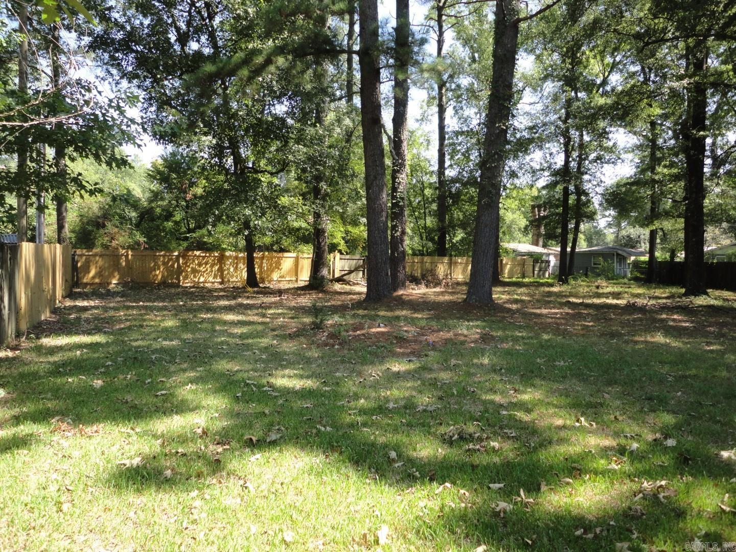 2903 Taylor Drive Property Photo 4