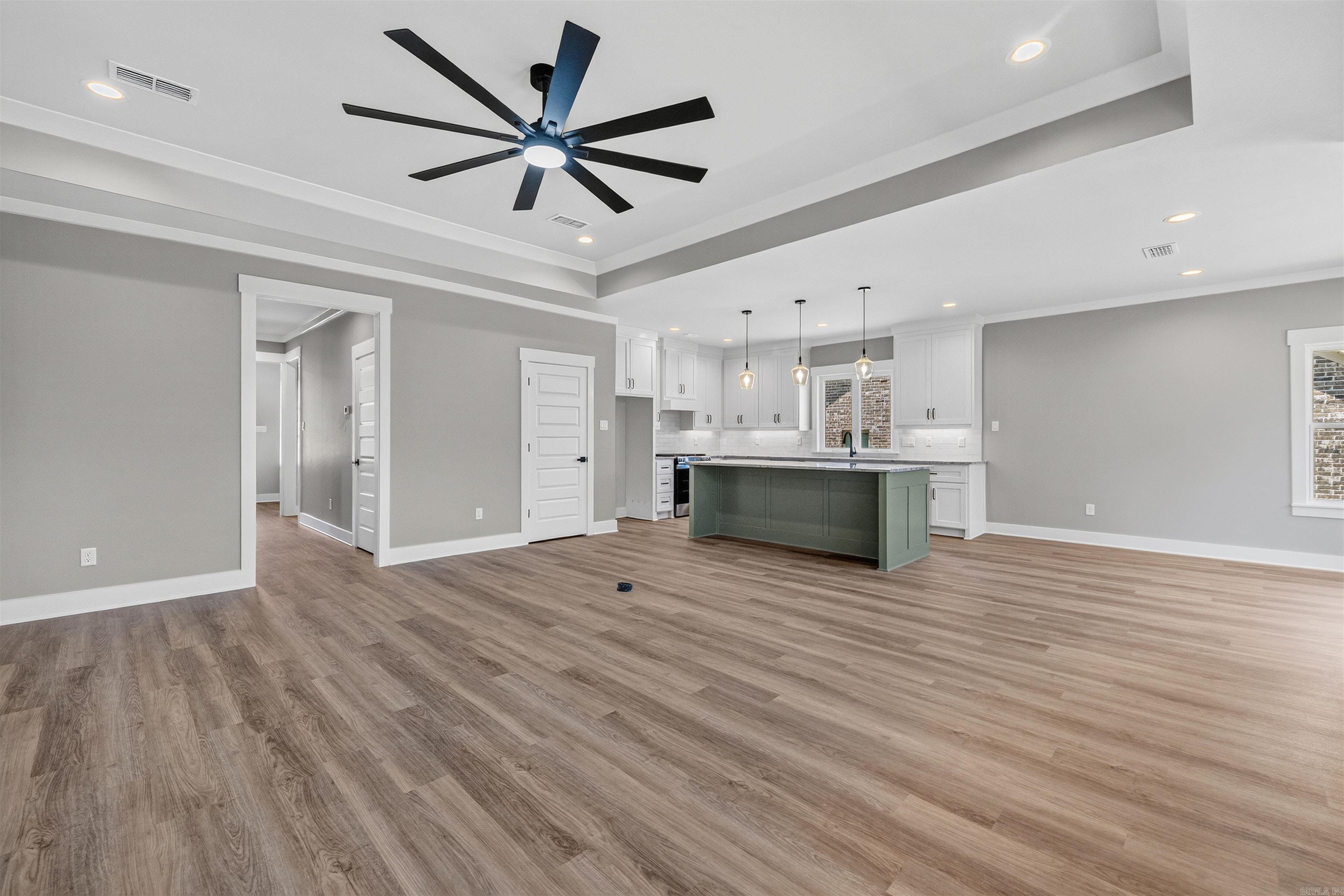 540 Valley Oak Drive Property Photo 4