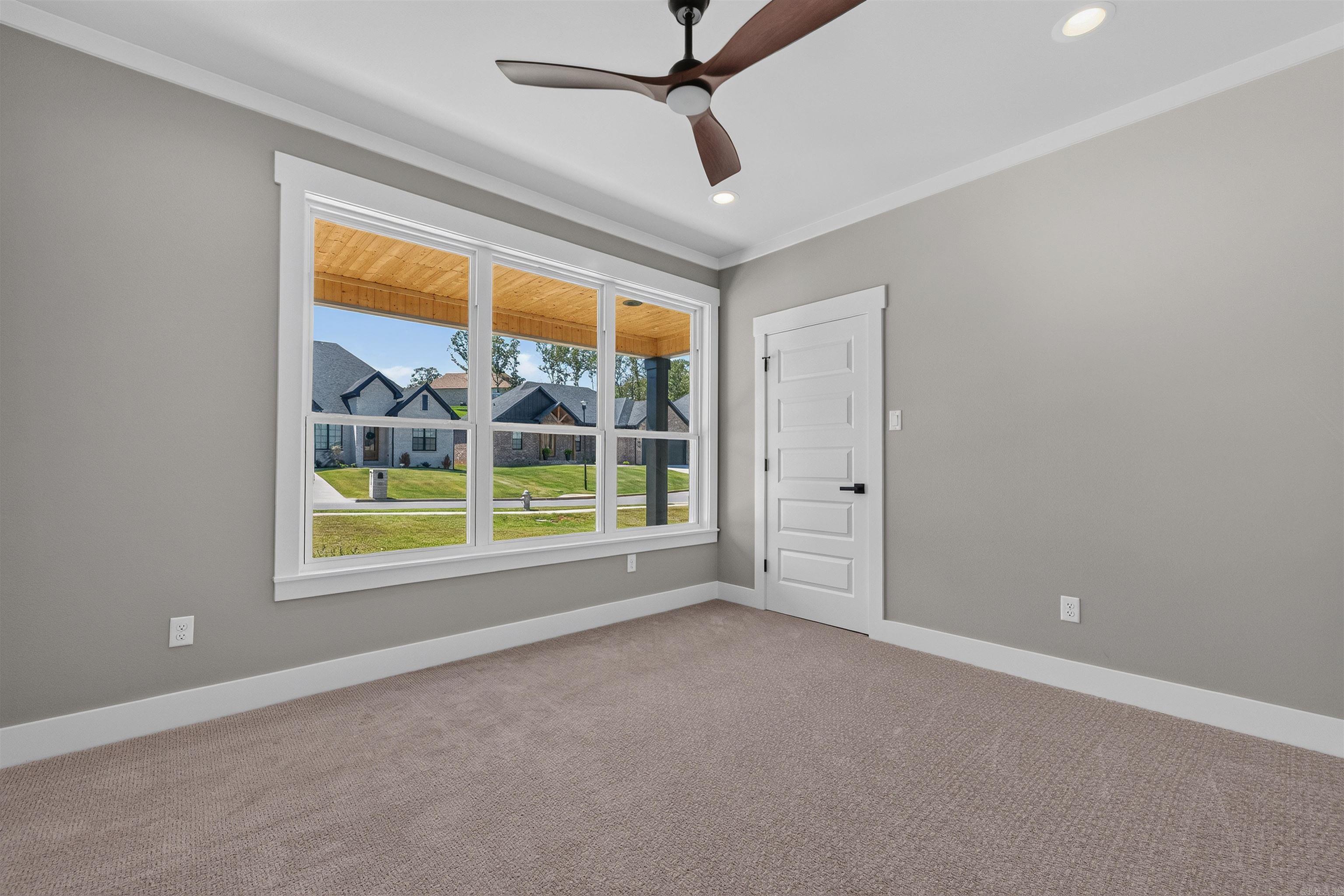 540 Valley Oak Drive Property Photo 29