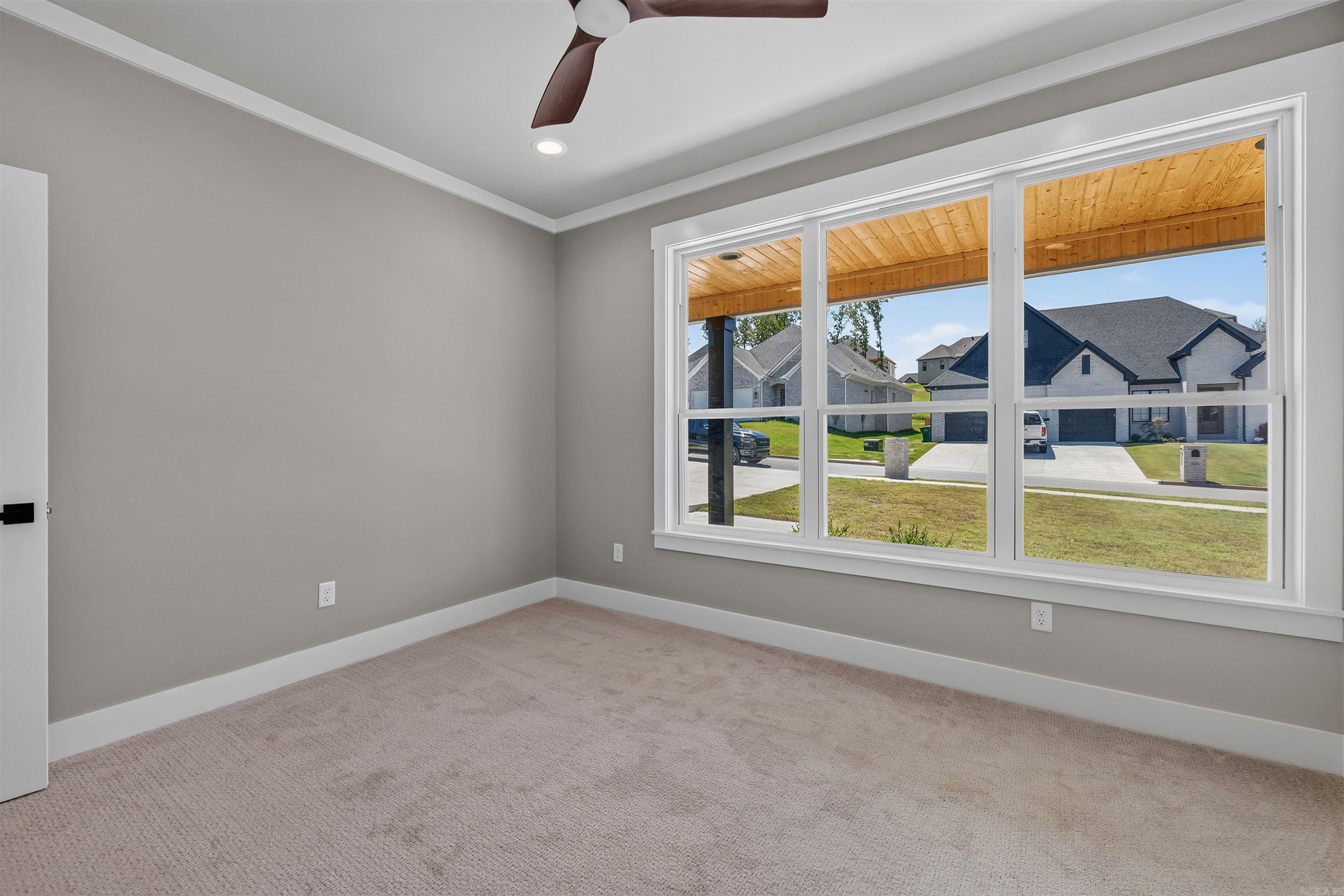 540 Valley Oak Drive Property Photo 30