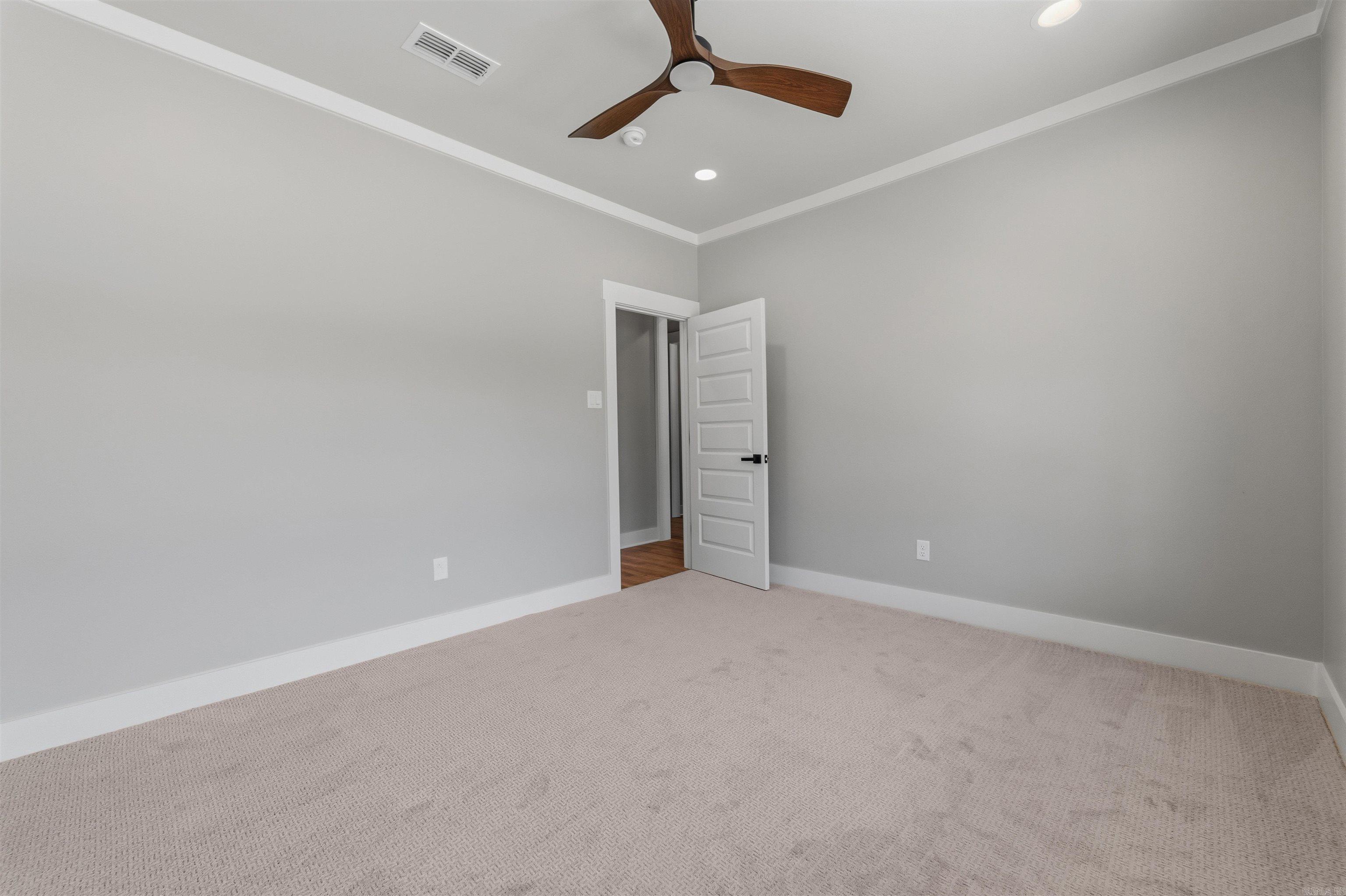 540 Valley Oak Drive Property Photo 31