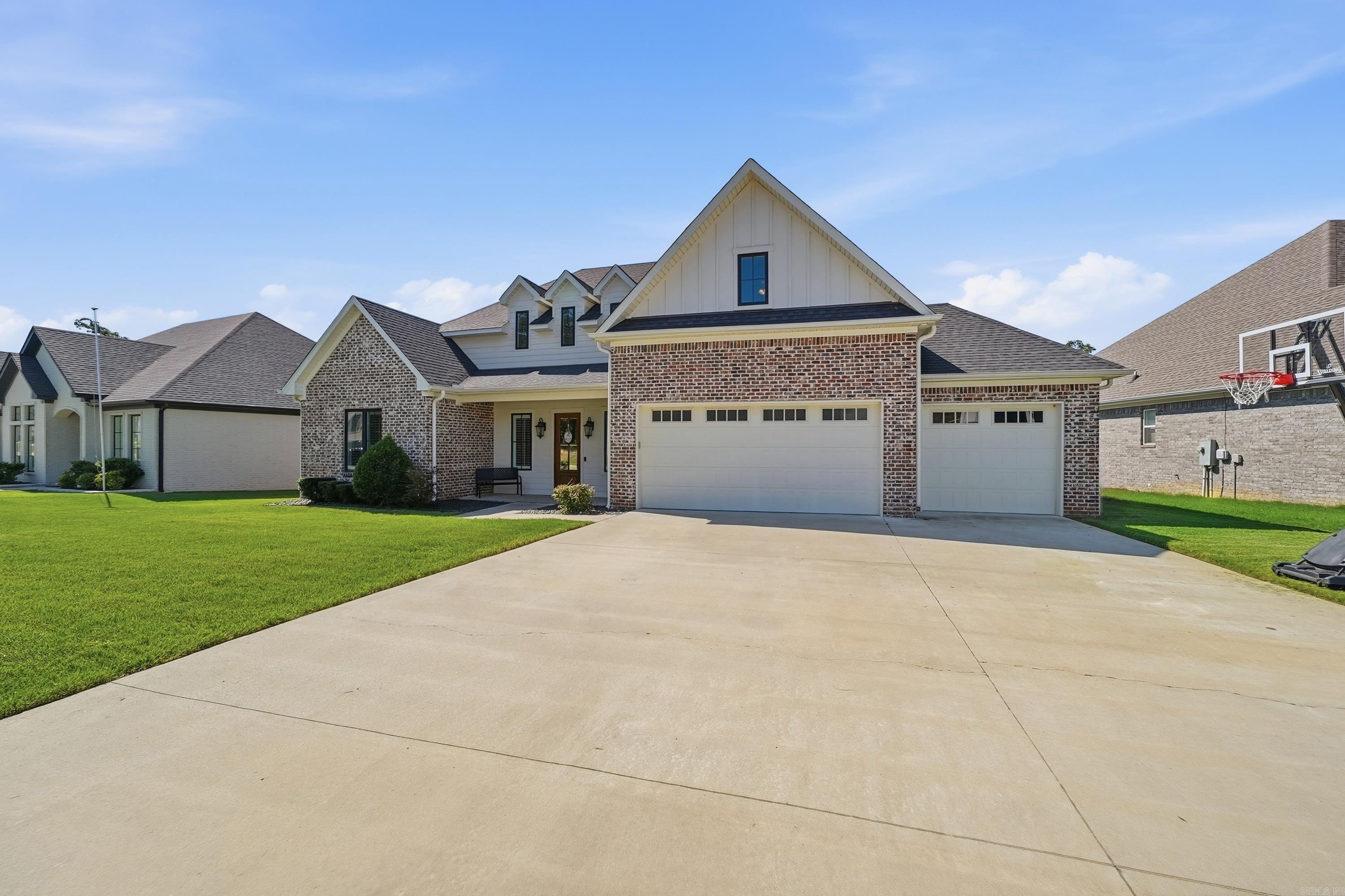 9740 Cliffside Drive Property Photo 10